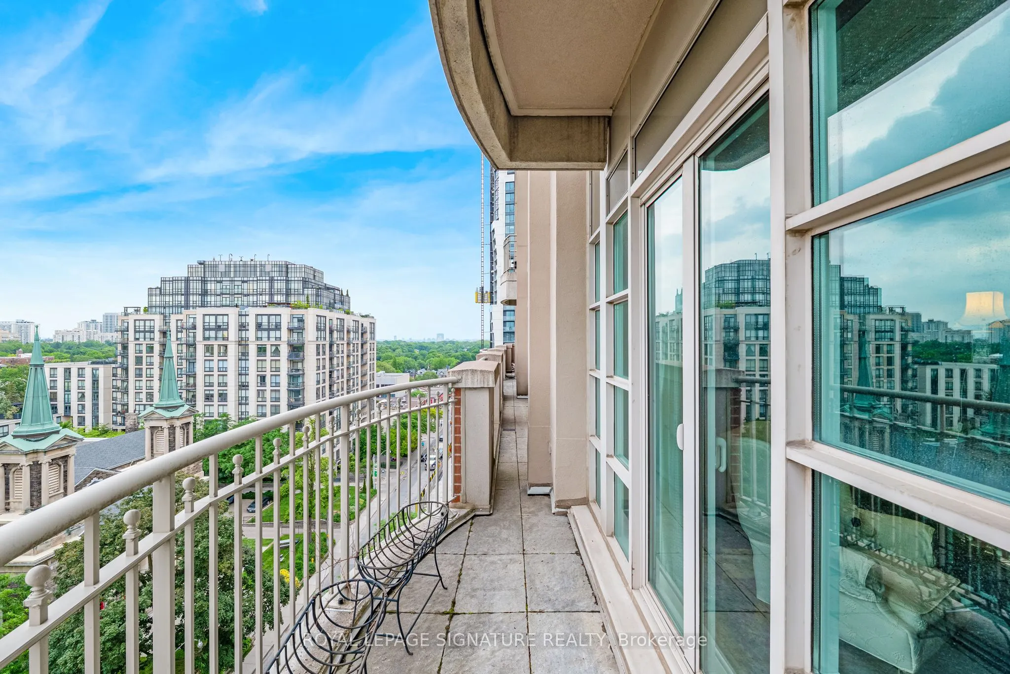 33 Delisle Avenue #1004