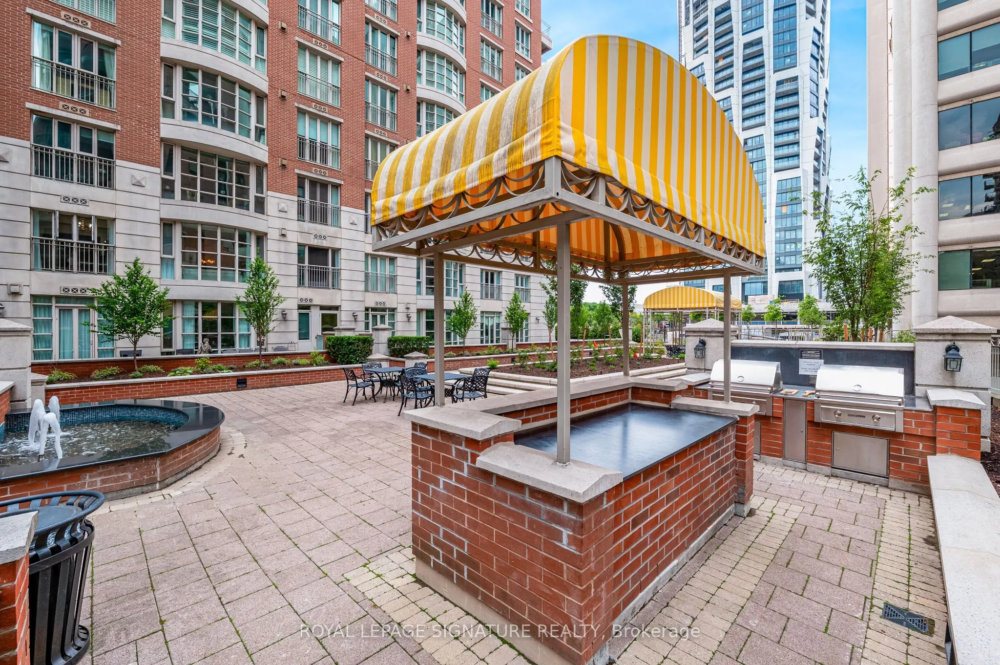 33 Delisle Avenue #1004