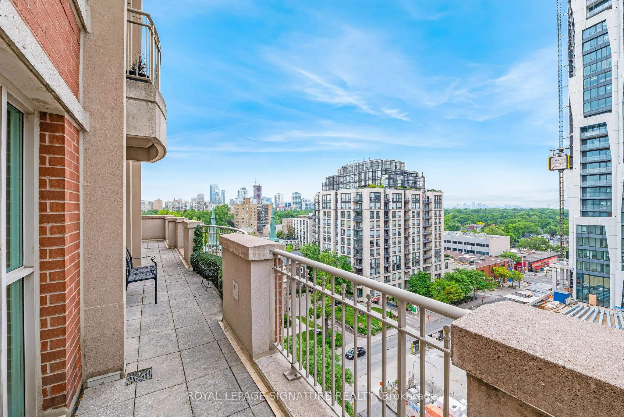 33 Delisle Avenue #1004