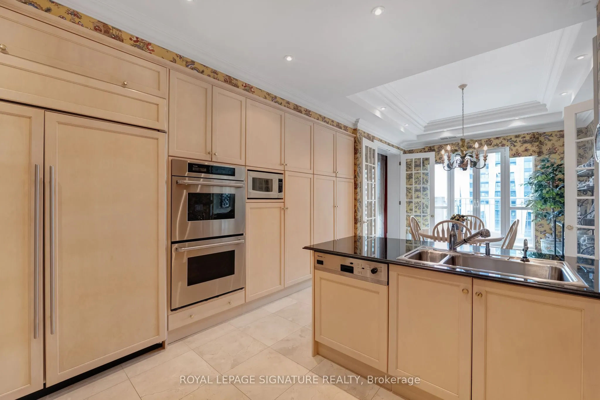 33 Delisle Avenue #1004