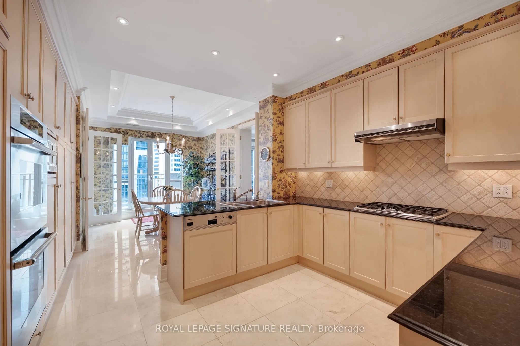 33 Delisle Avenue #1004