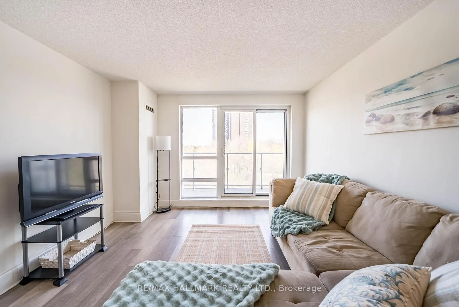 2015 Sheppard Avenue E #407