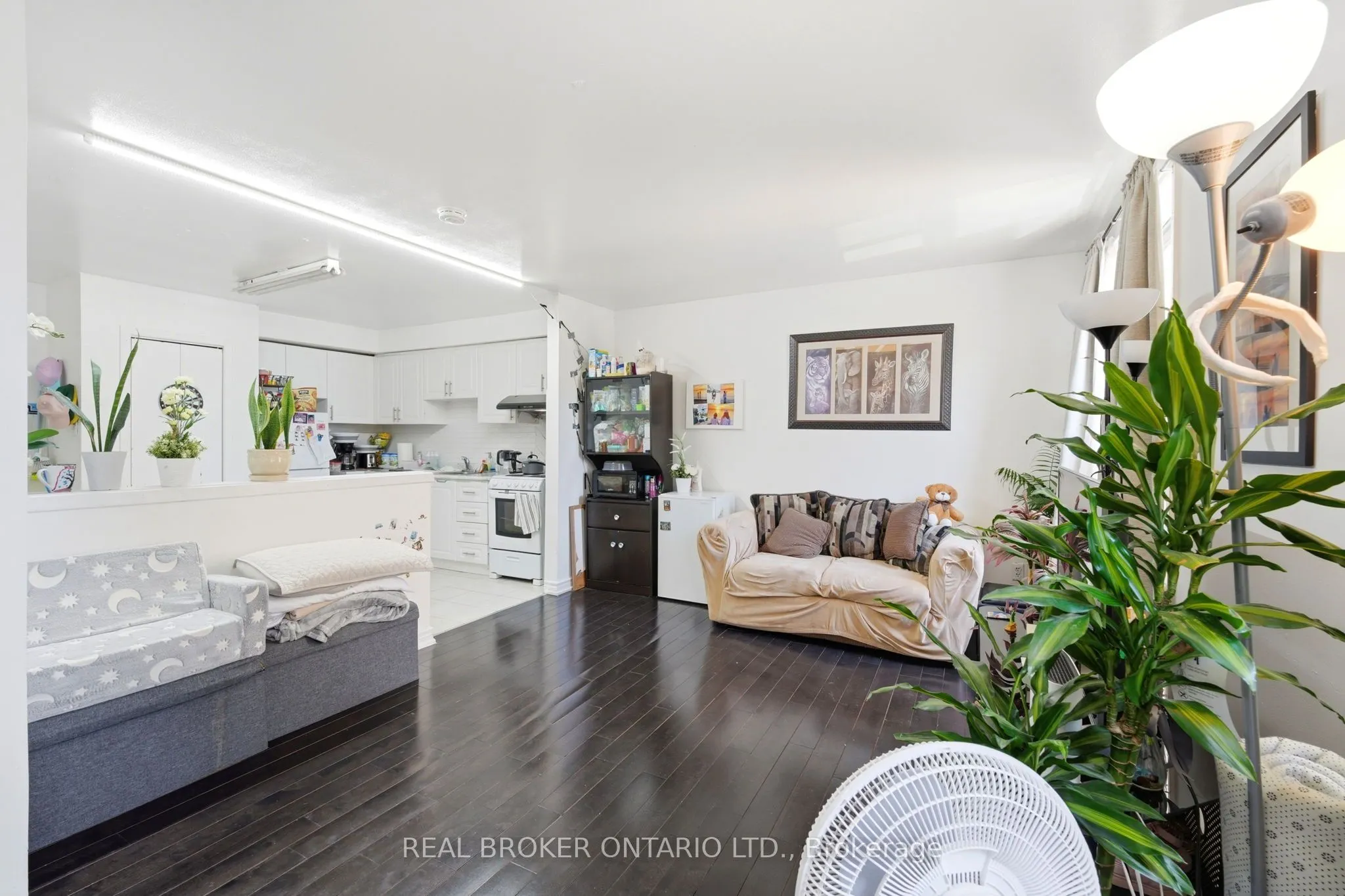1479 Eglinton Avenue W