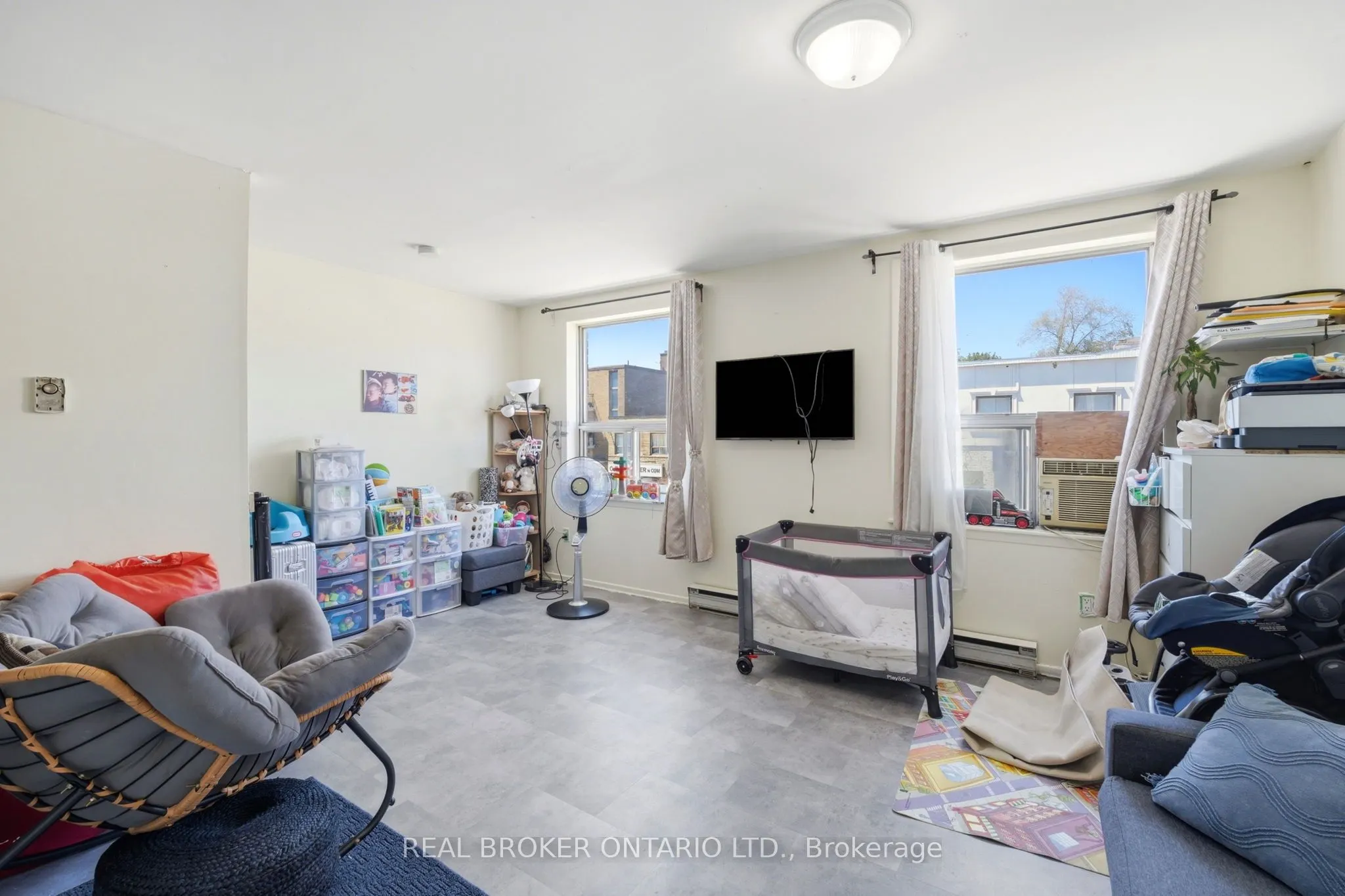 1479 Eglinton Avenue W