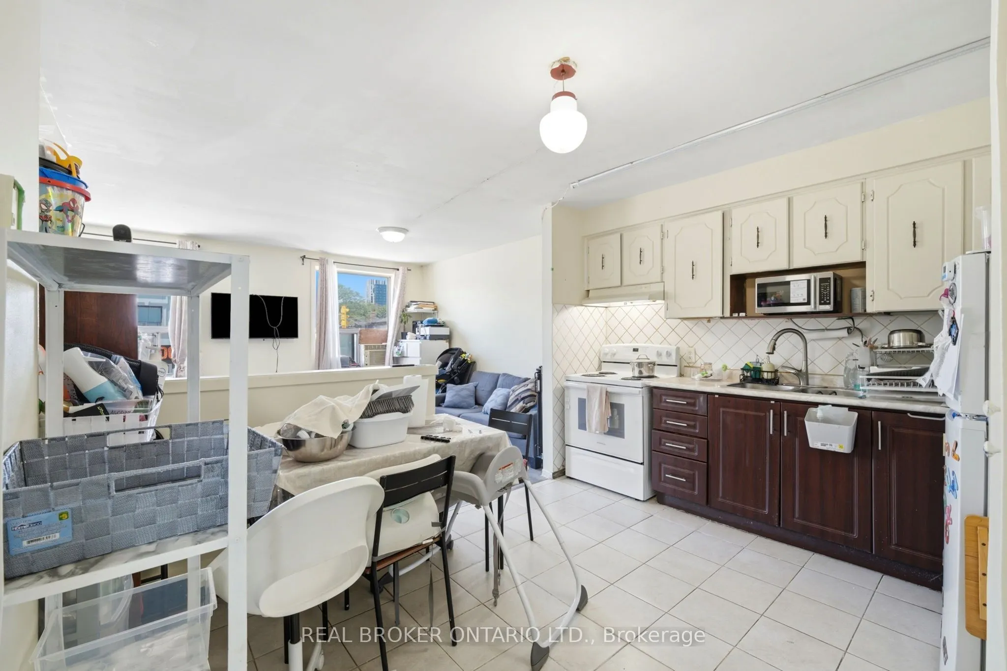 1479 Eglinton Avenue W