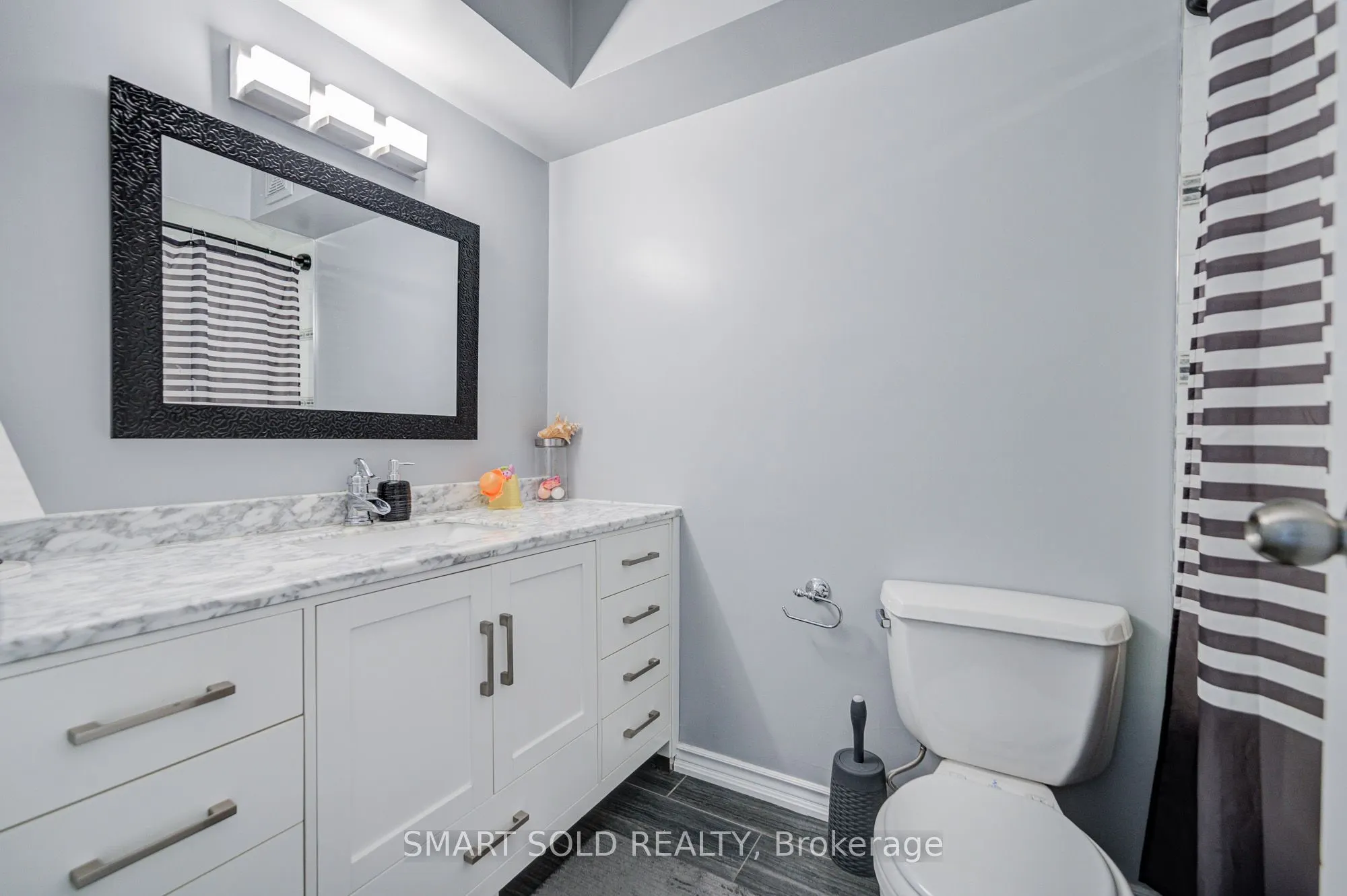 5 Old Sheppard Avenue #210
