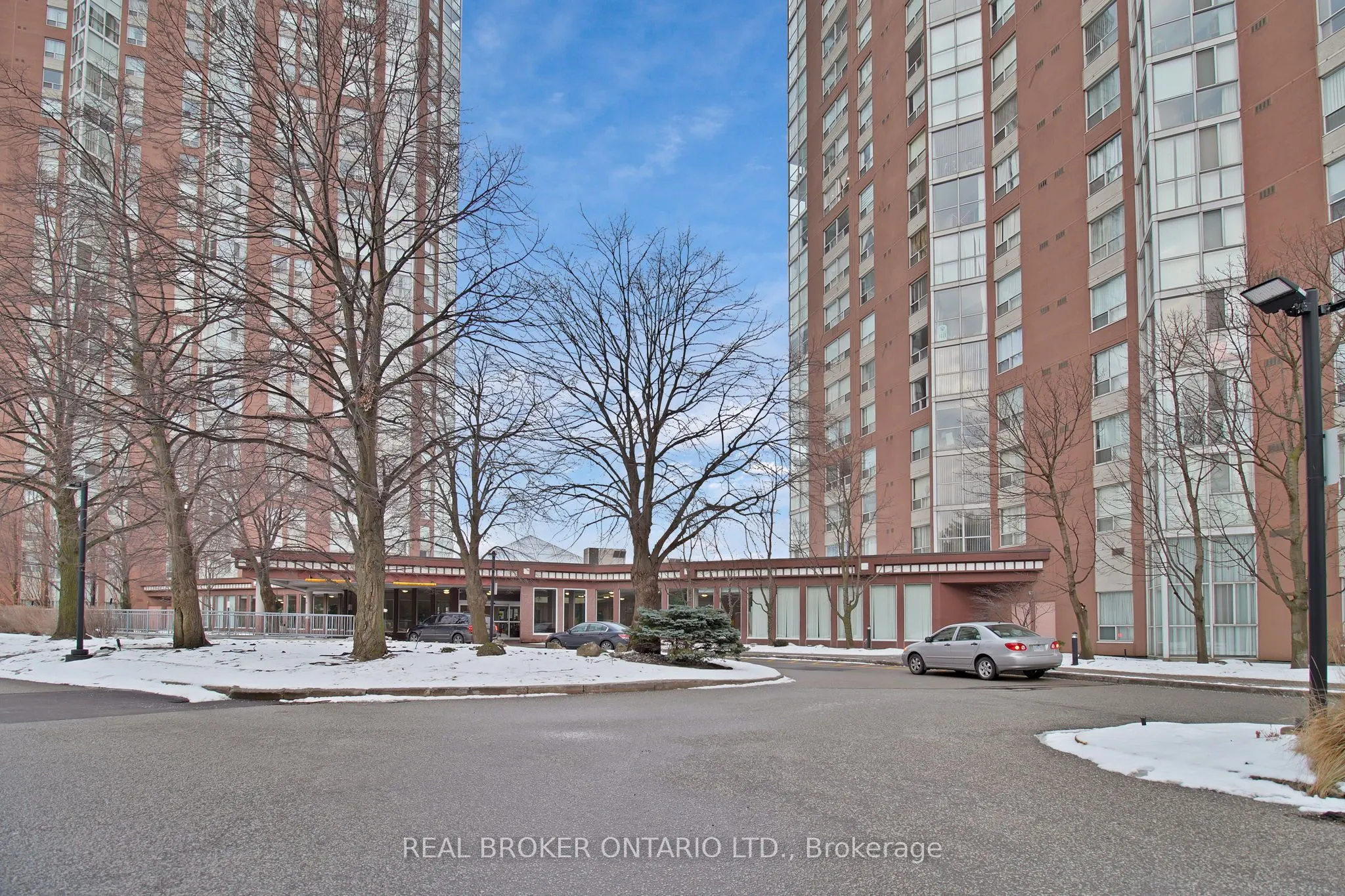 5 Concorde Place #3301