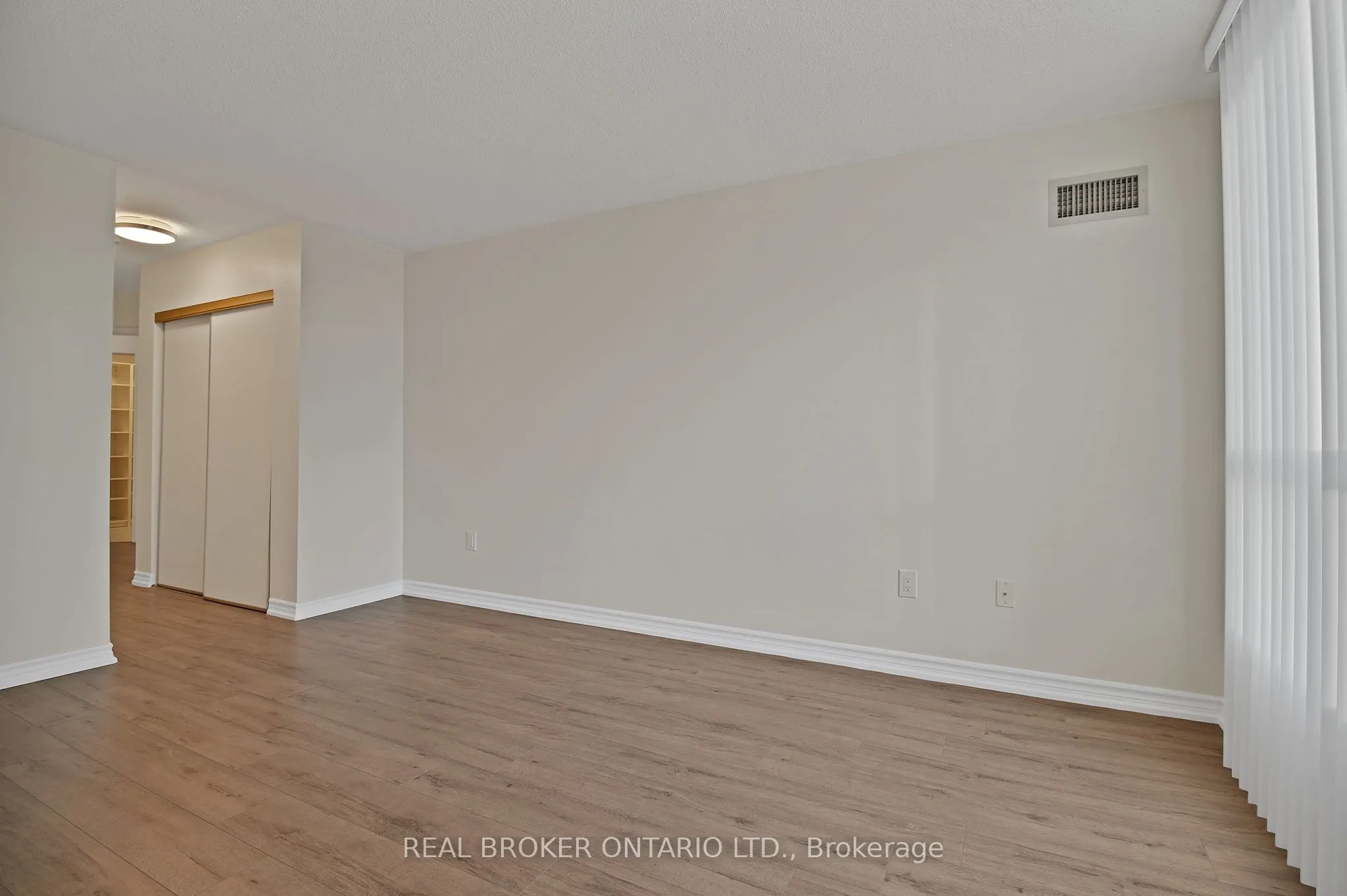 5 Concorde Place #3301