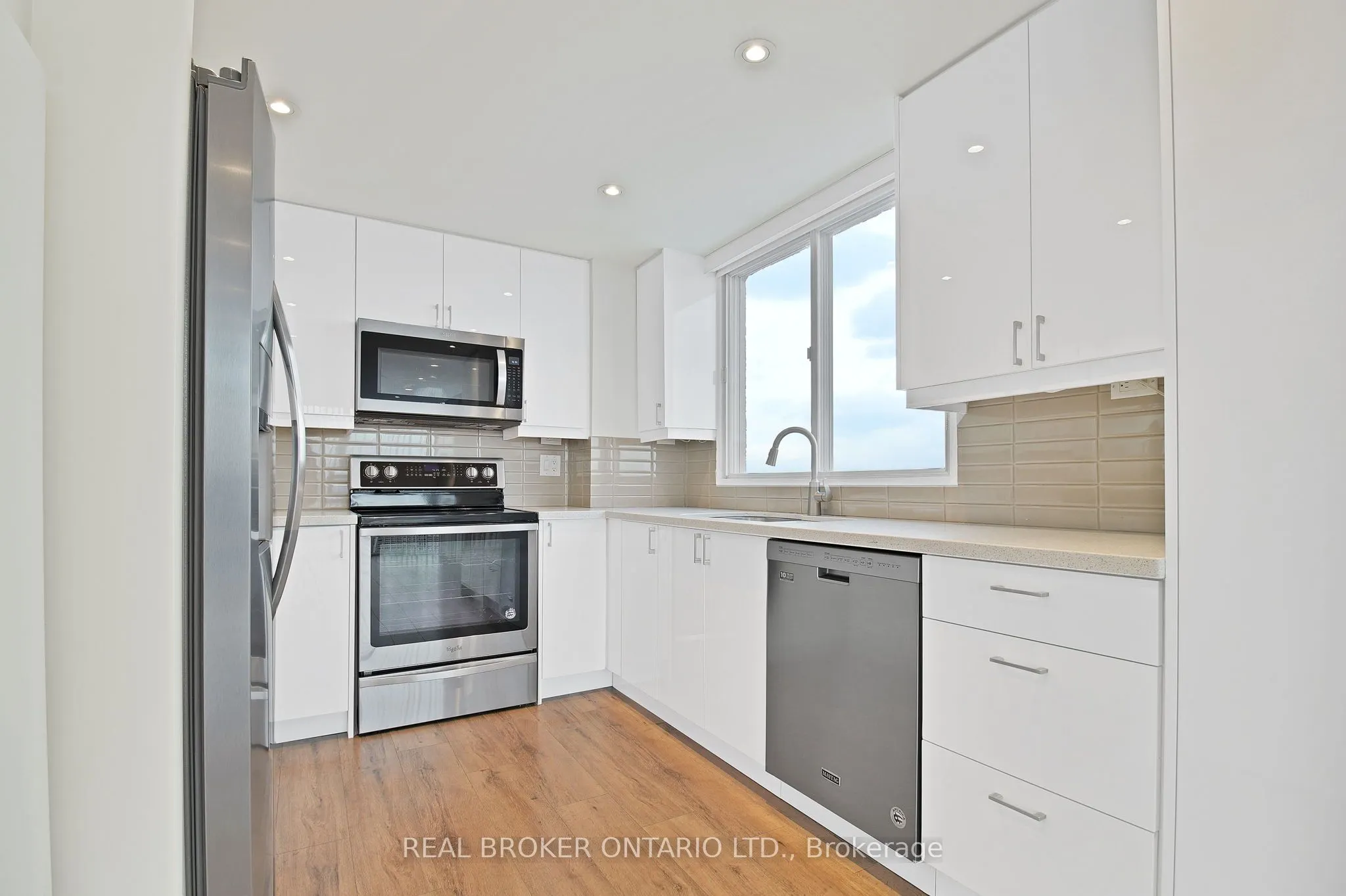 5 Concorde Place #3301