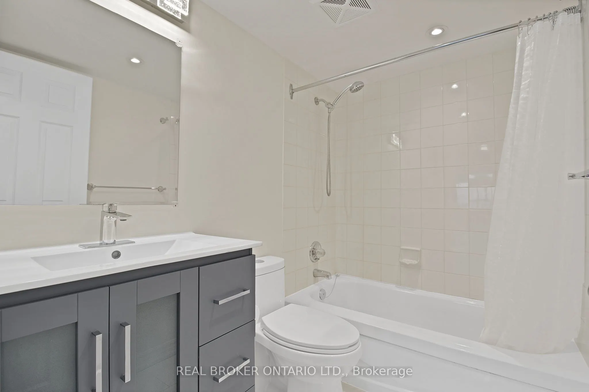 5 Concorde Place #3301