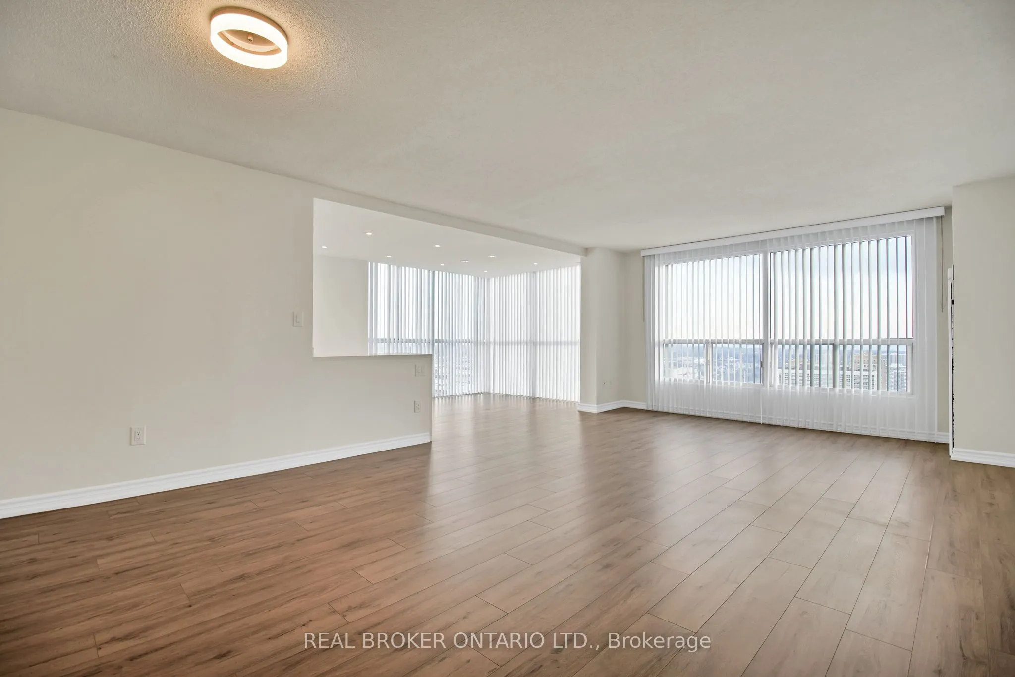 5 Concorde Place #3301