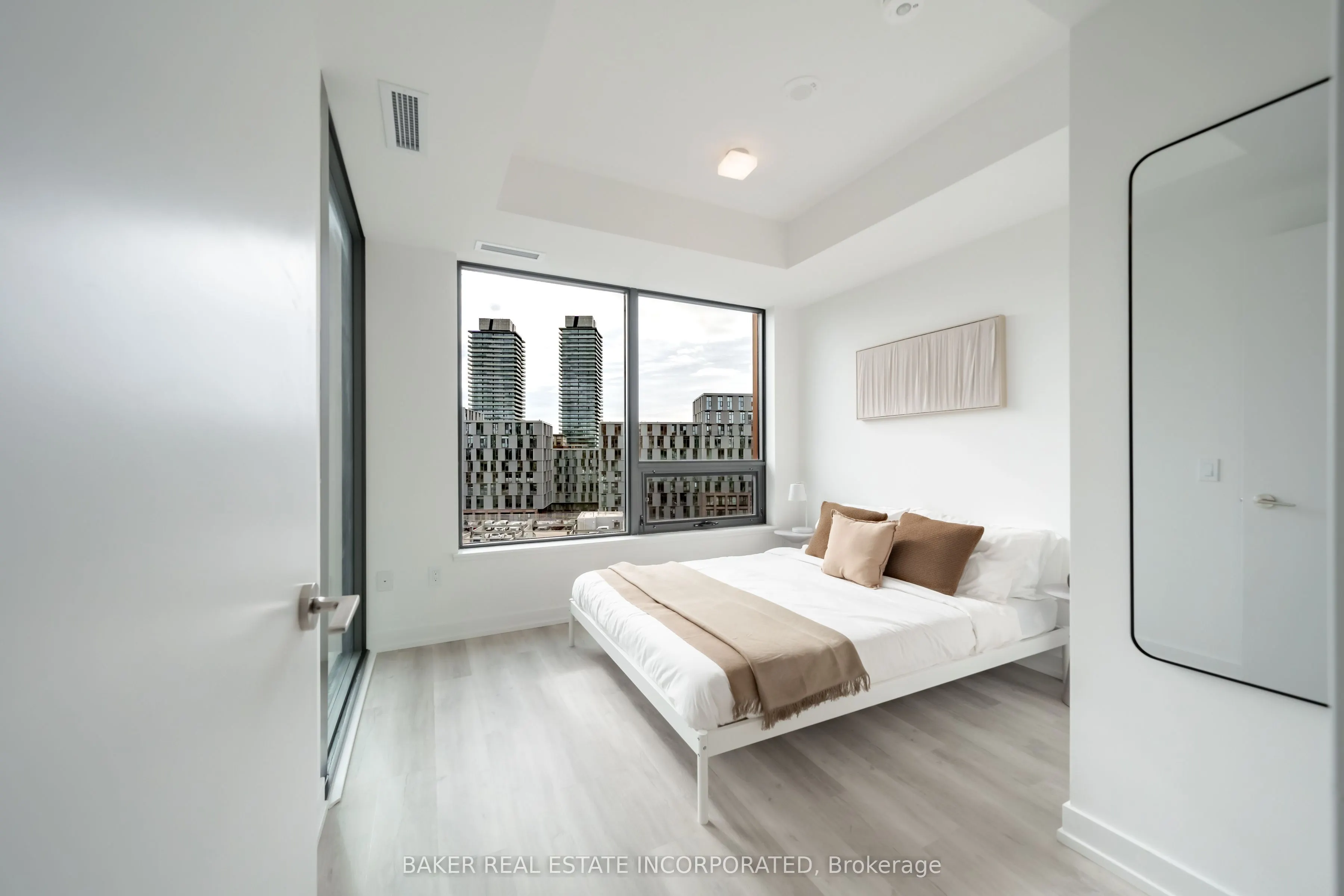 28 Eastern Avenue #913