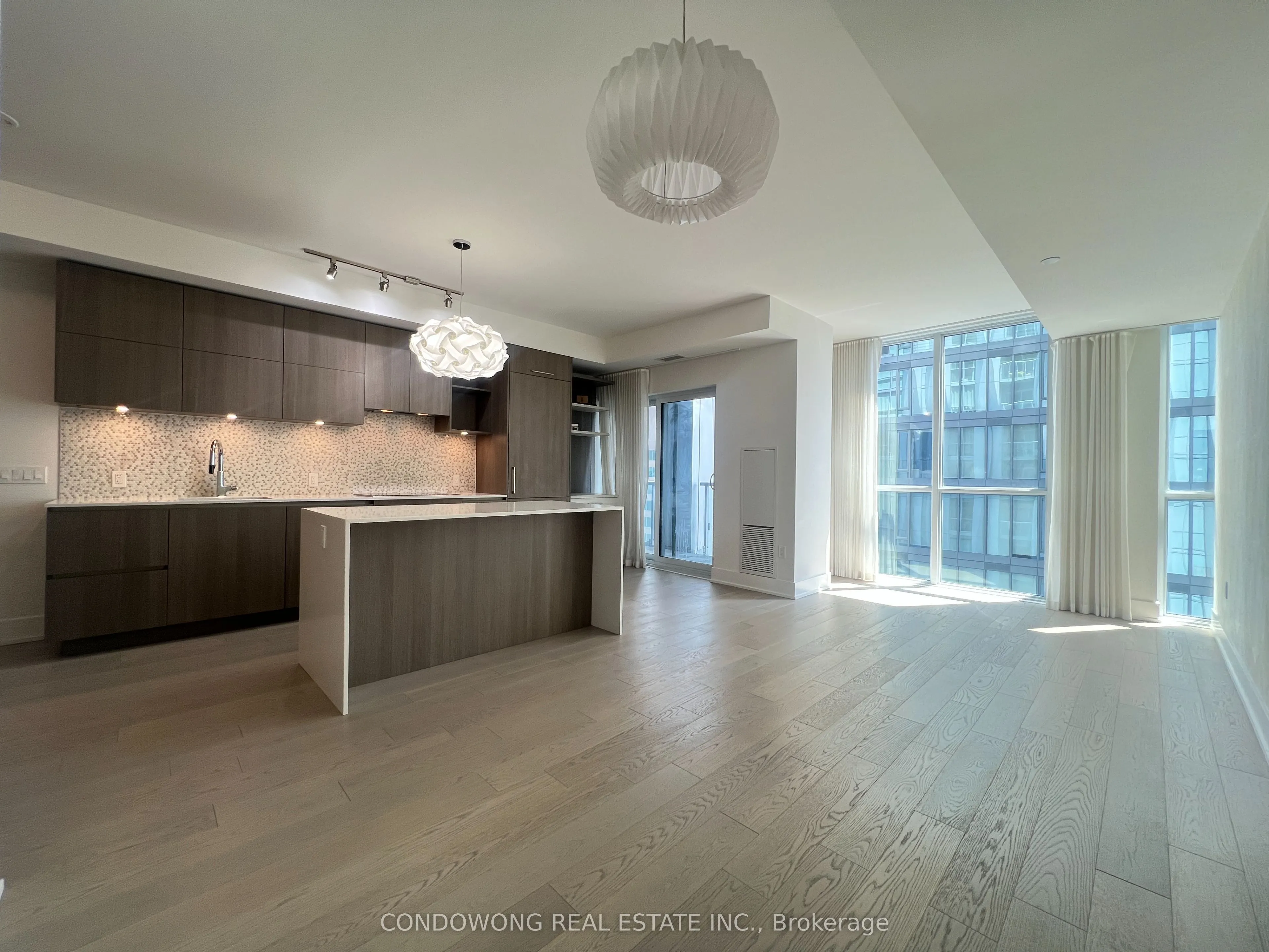 1 Yorkville Avenue #3801