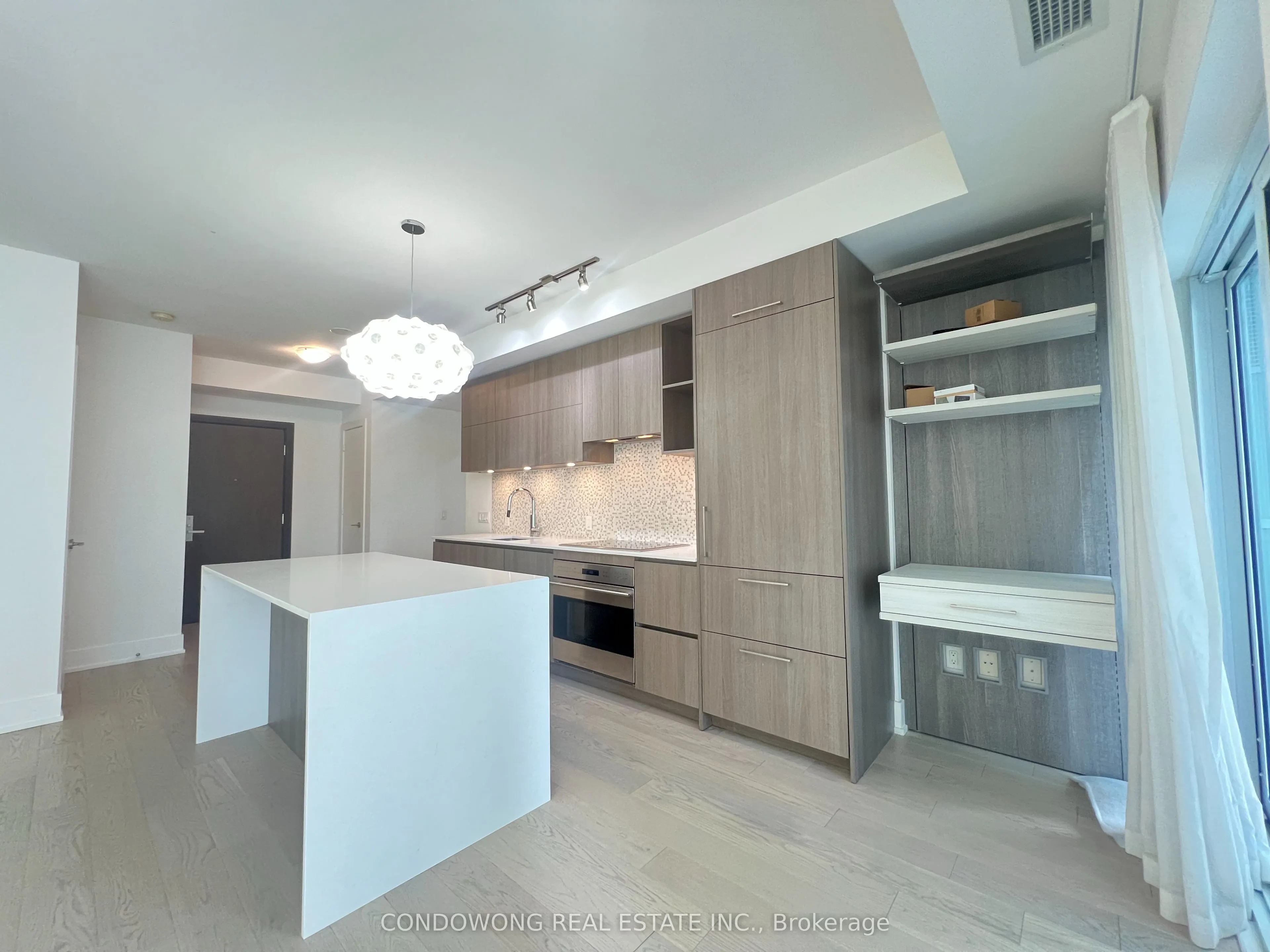 1 Yorkville Avenue #3801