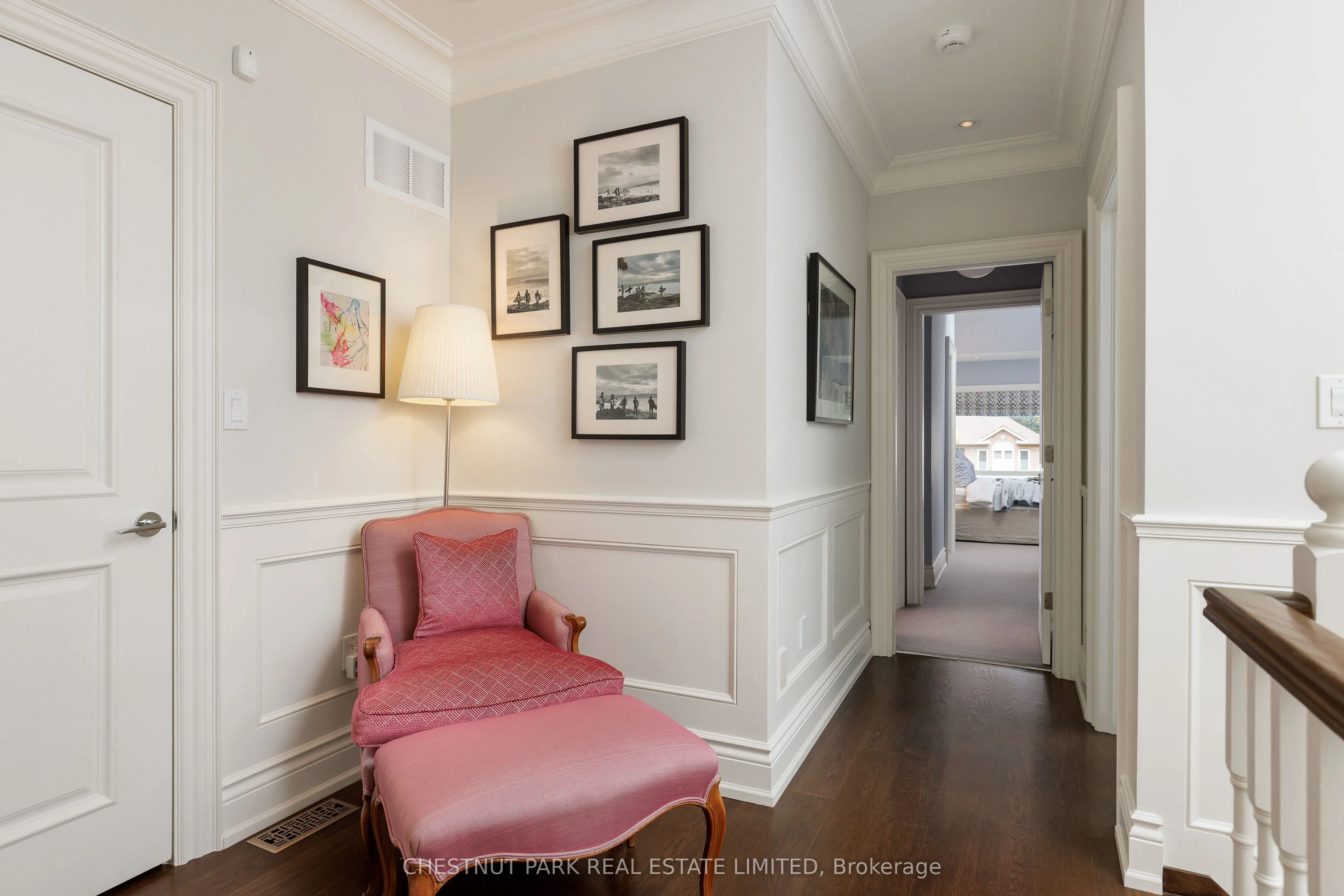 128 Manor Road E
