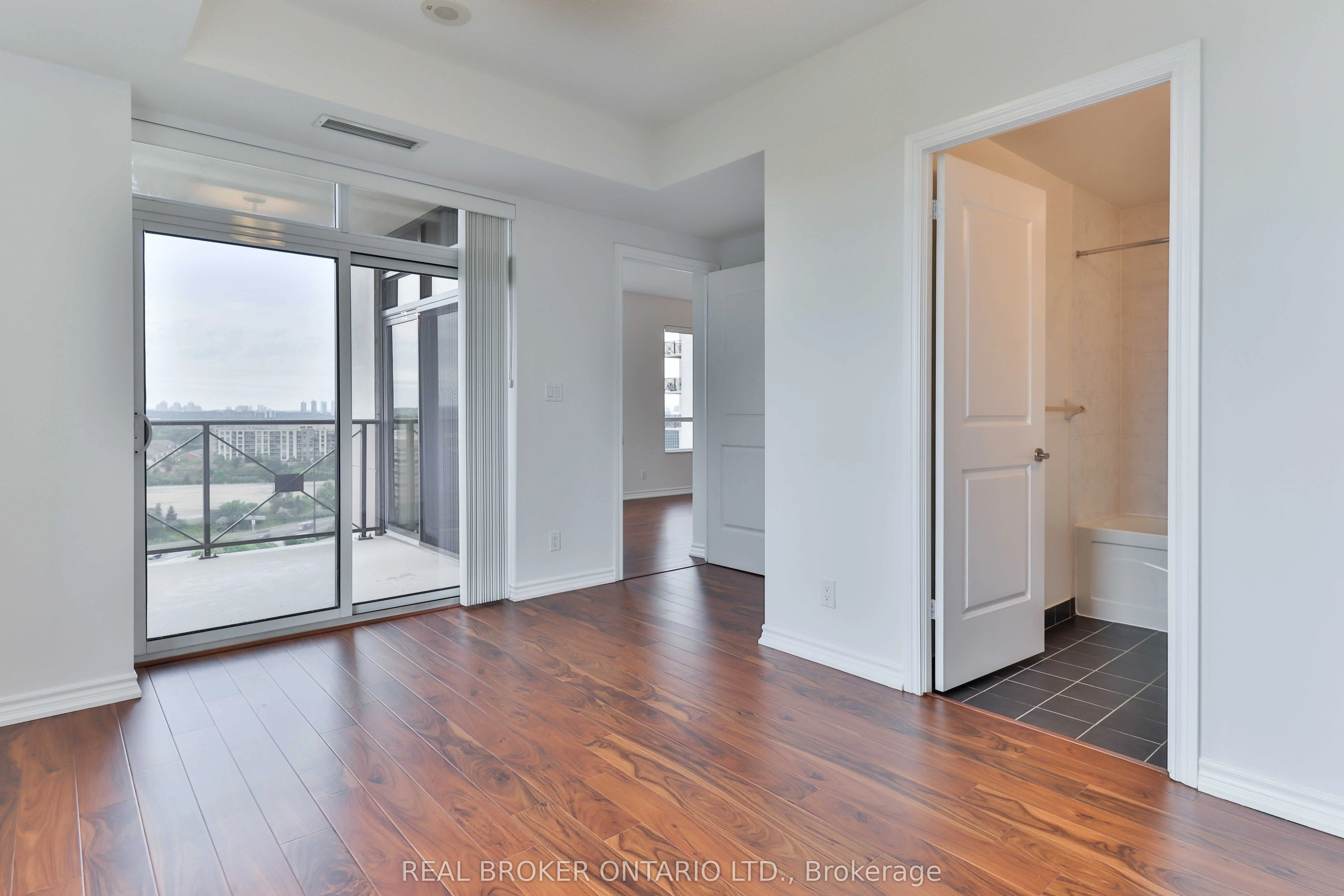 135 Wynford Drive #1505