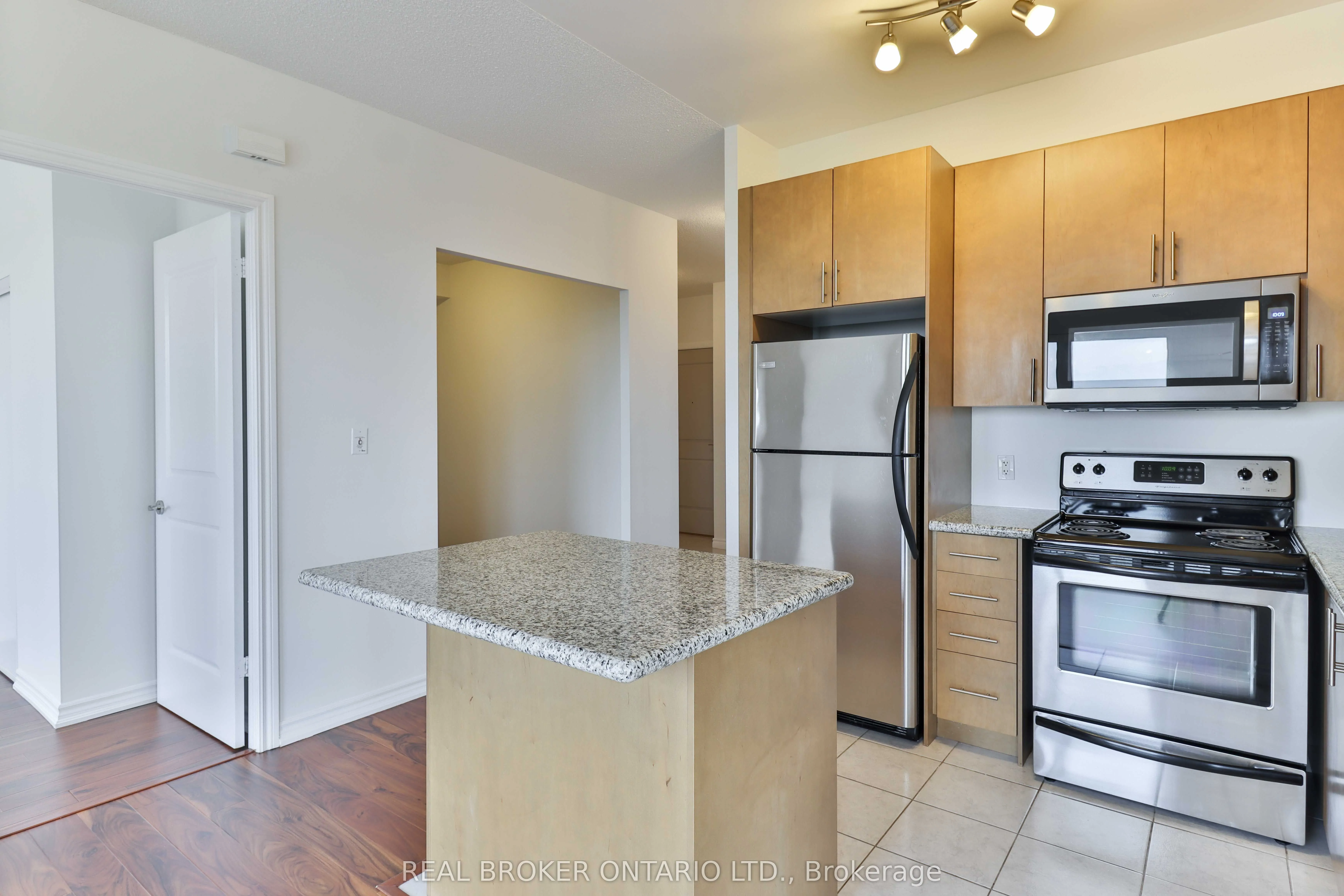 135 Wynford Drive #1505