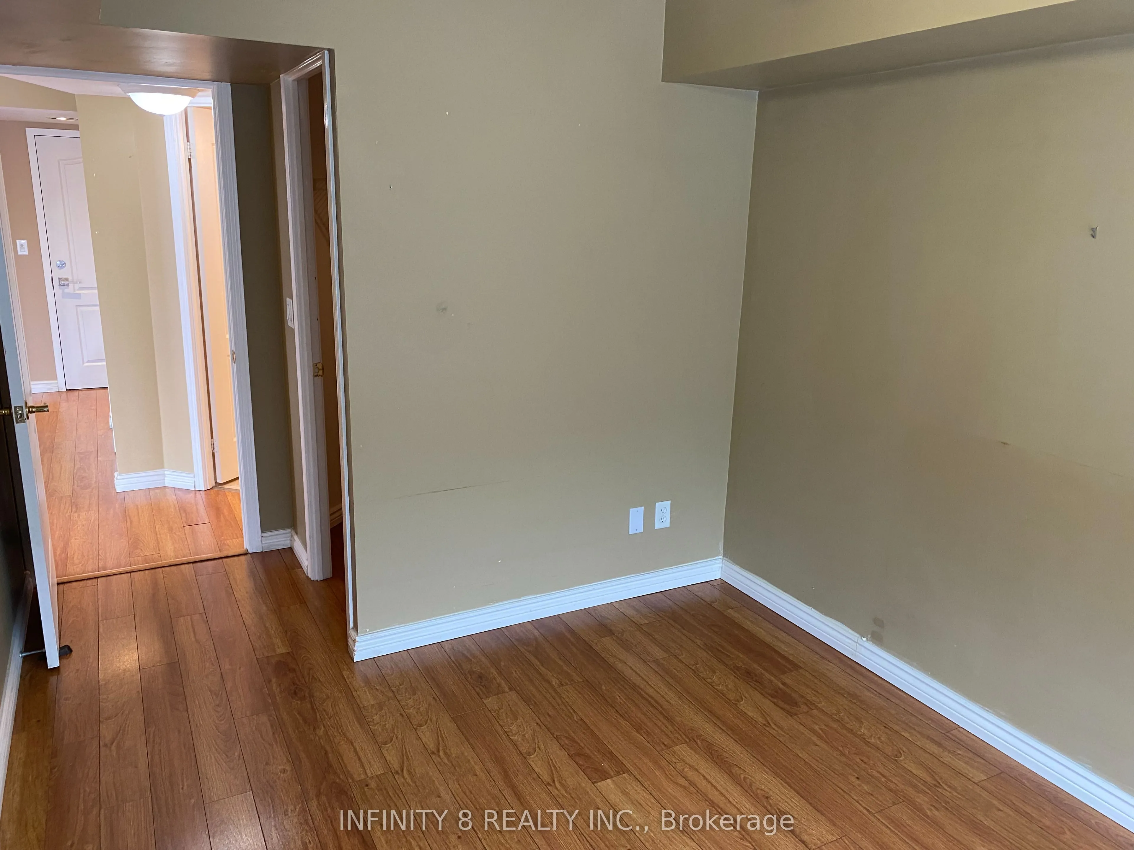 18 Stafford Street #1113