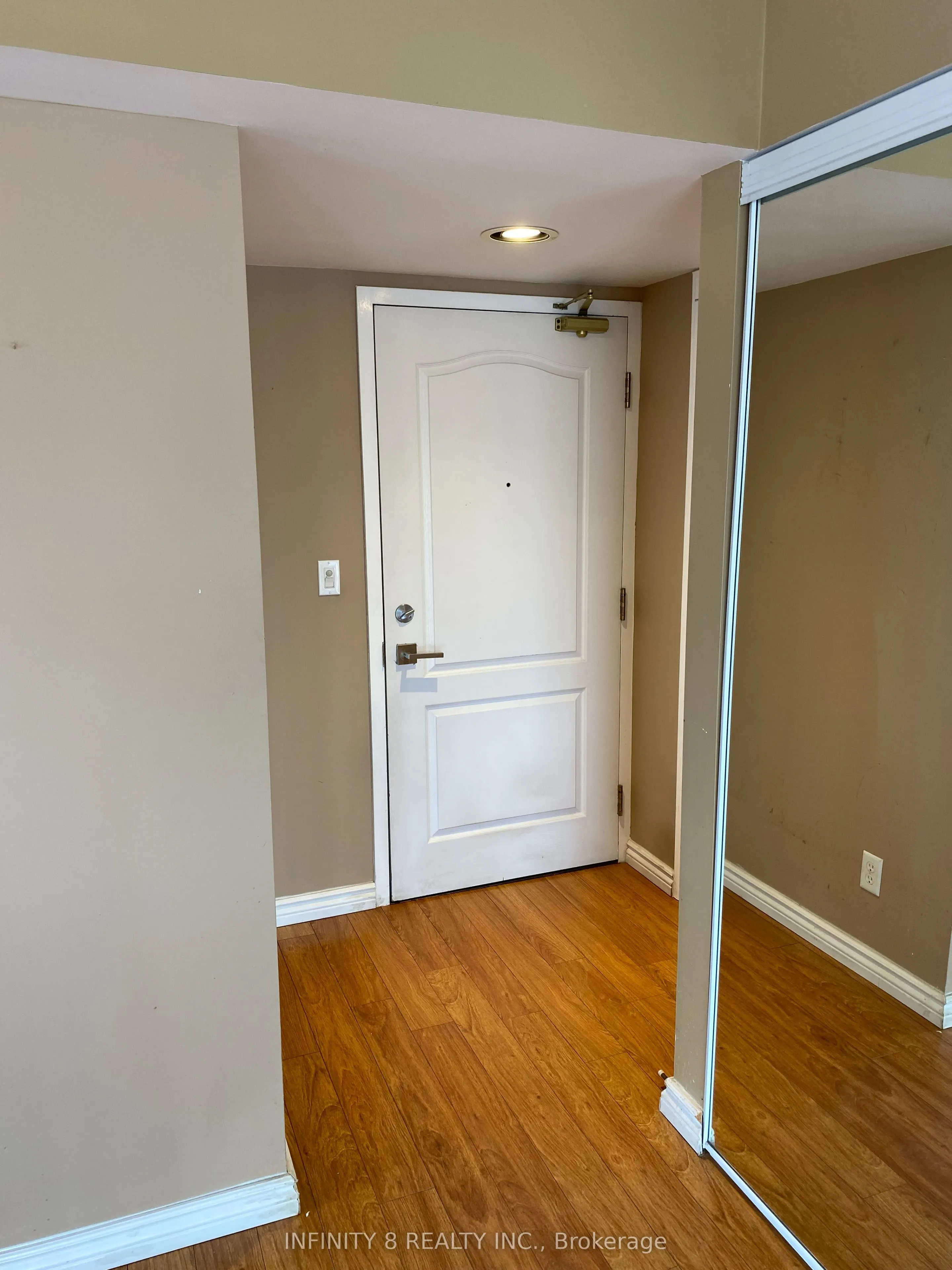18 Stafford Street #1113