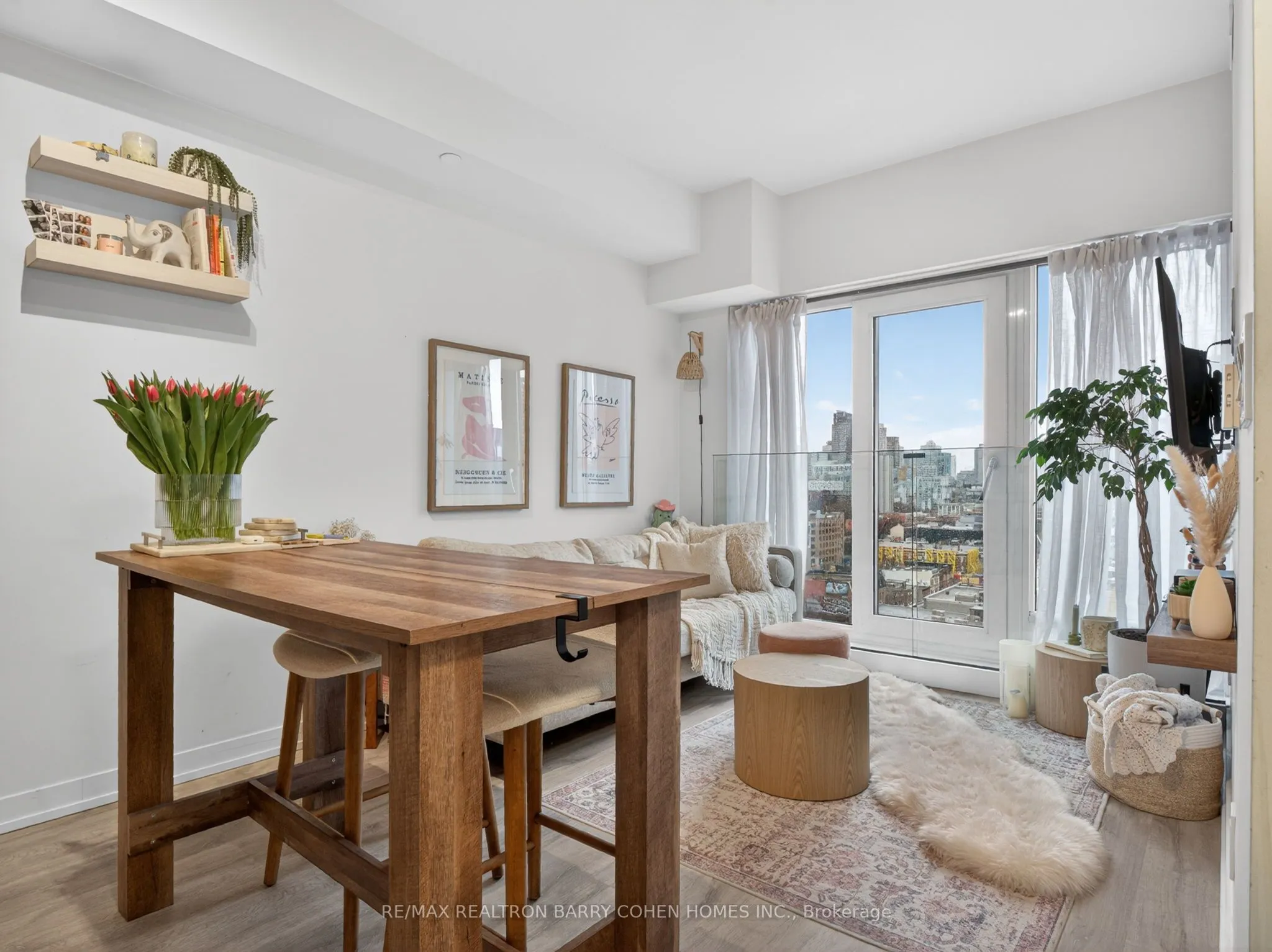 2 Augusta Avenue #PH3