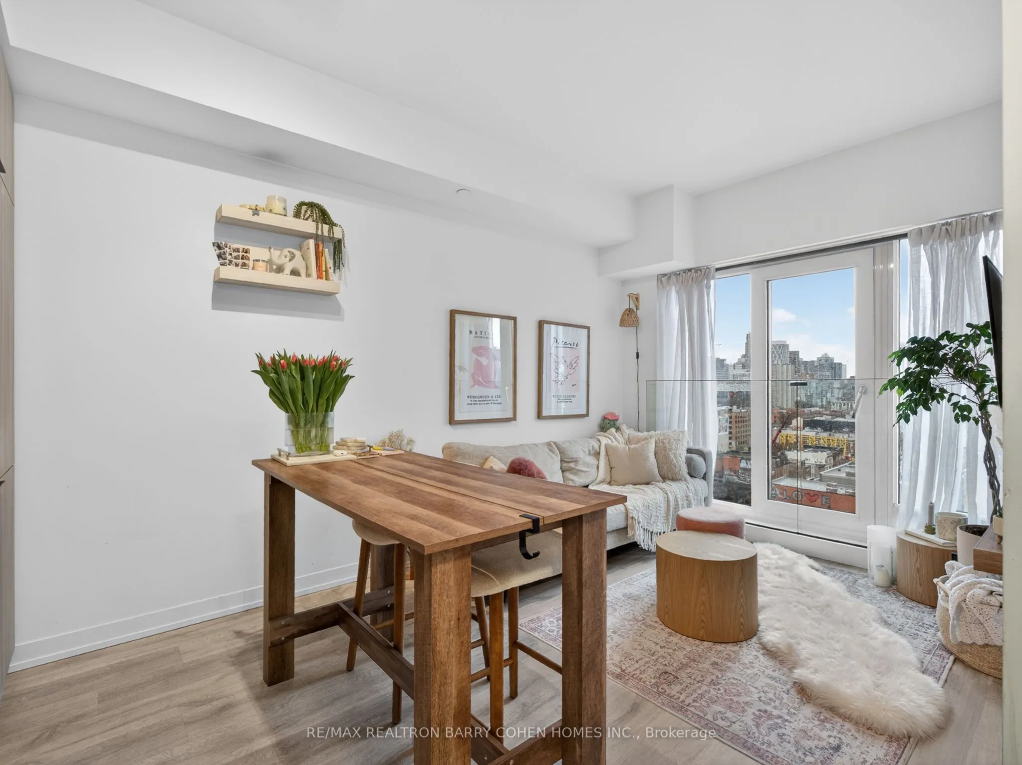 2 Augusta Avenue #PH3
