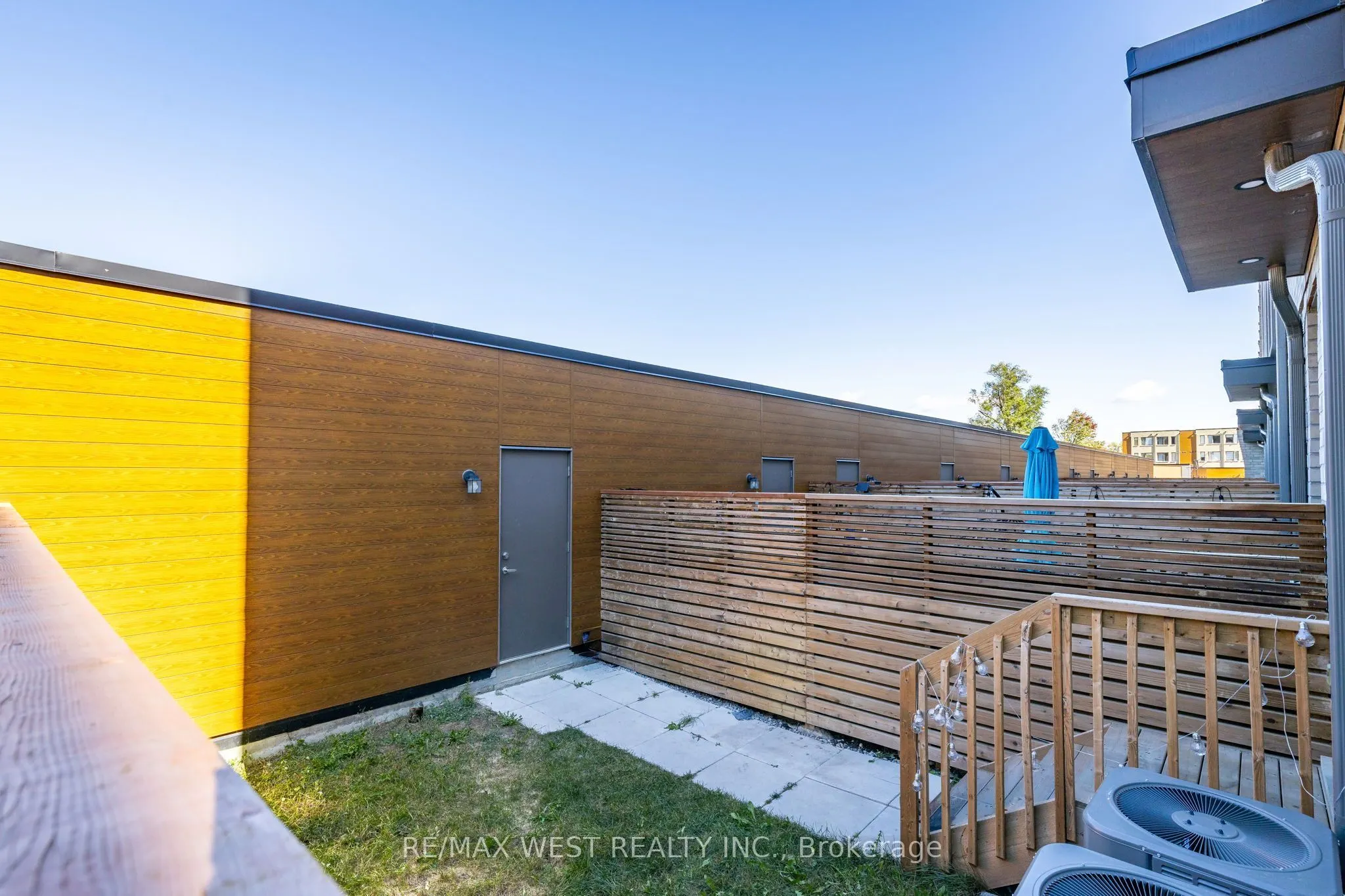 122 Green Gardens Boulevard