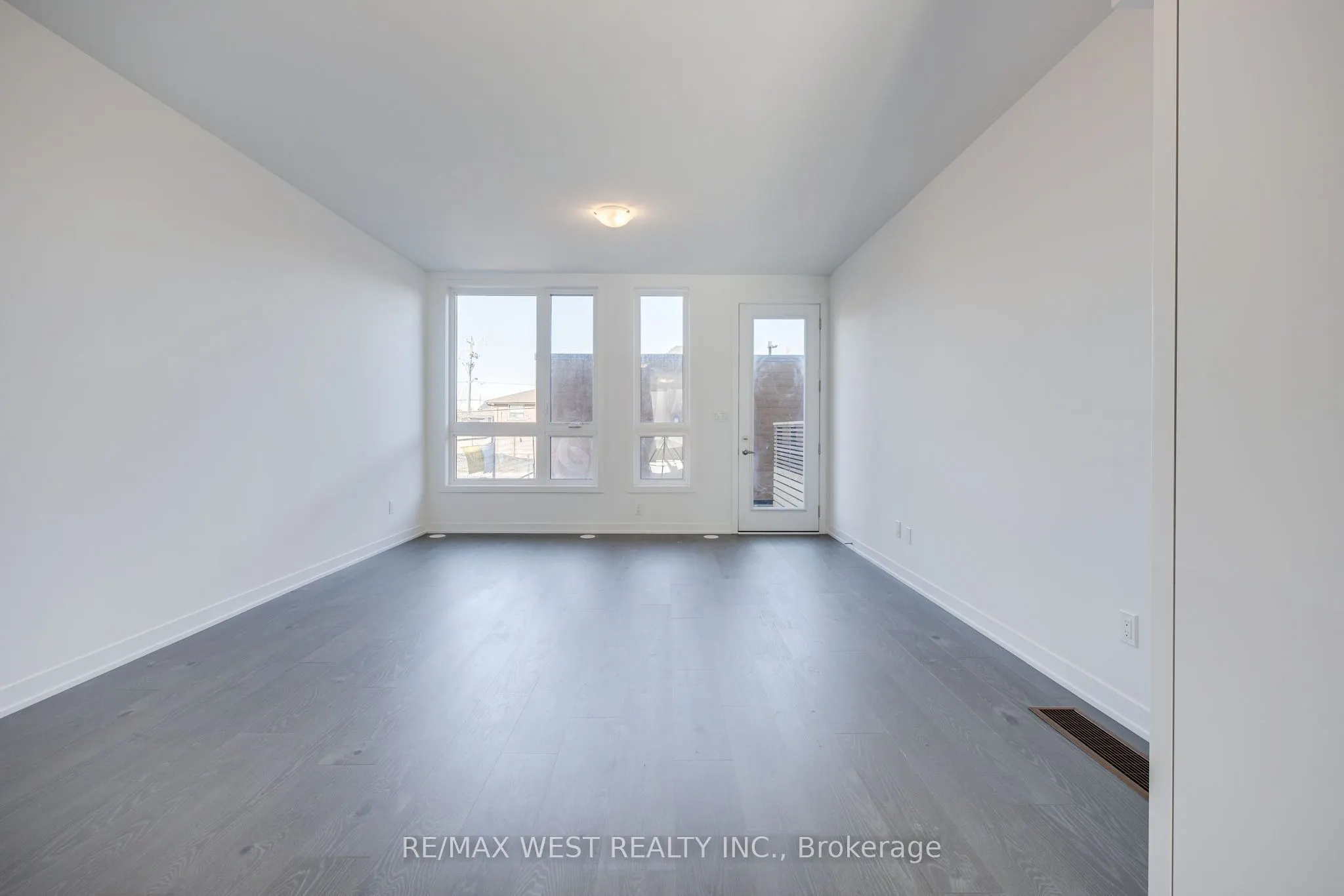 122 Green Gardens Boulevard