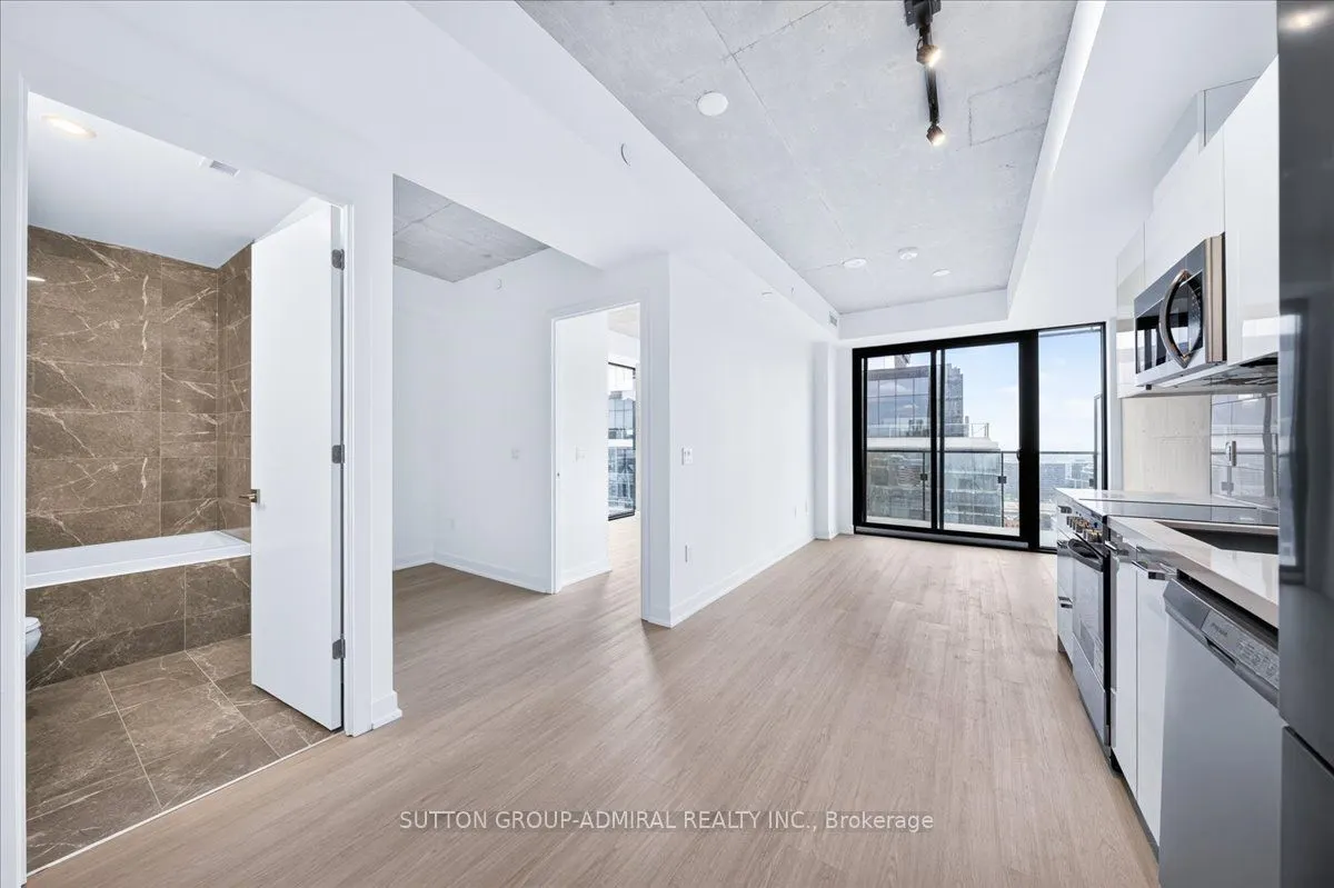 284 King Street E #2202
