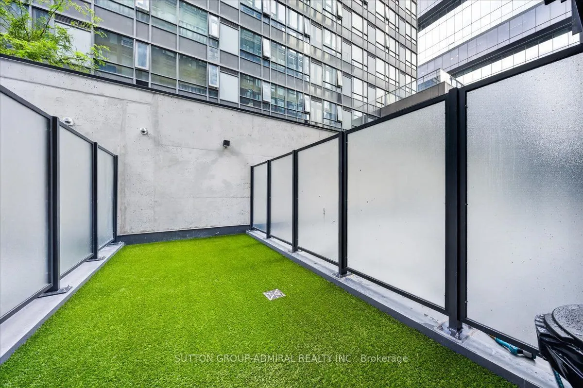 284 King Street E #2202