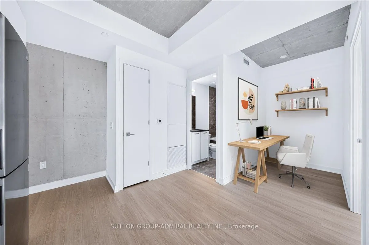 284 King Street E #2202