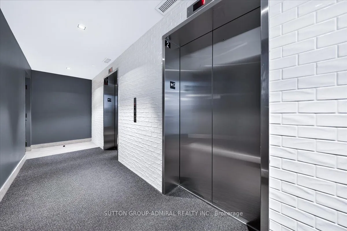 284 King Street E #2202
