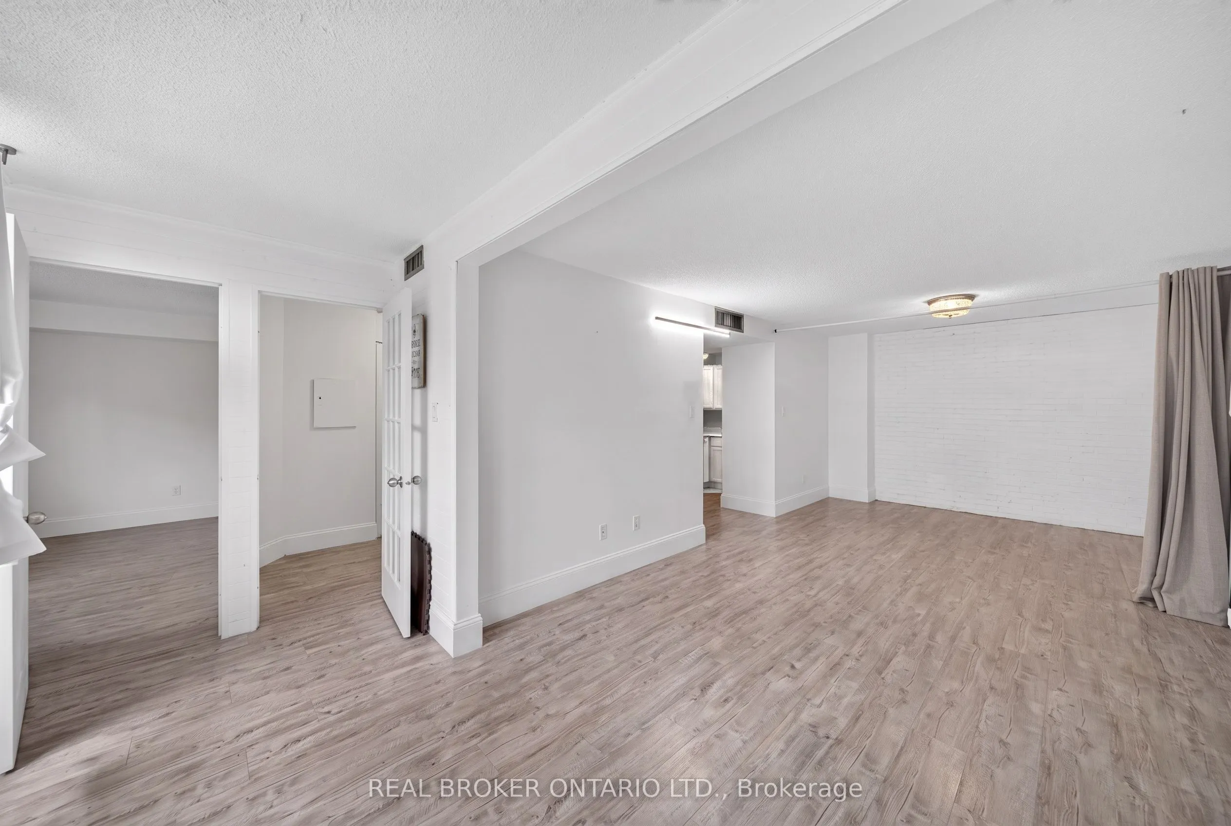 5795 Yonge Street #312