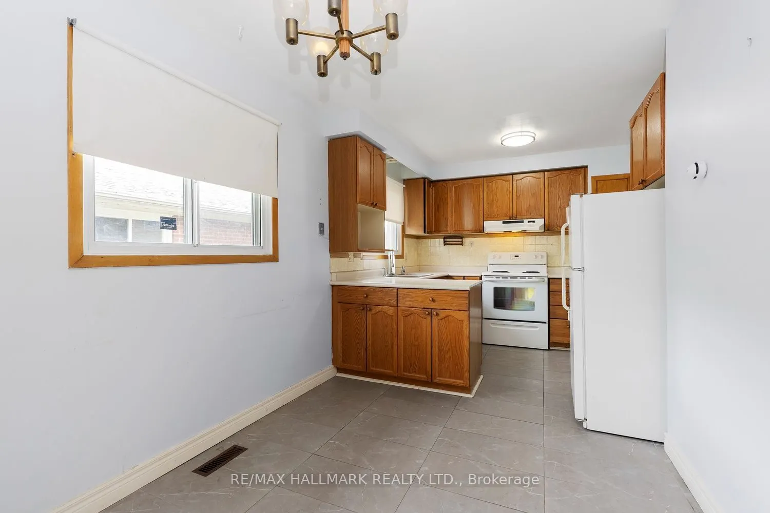 3 Pindar Crescent