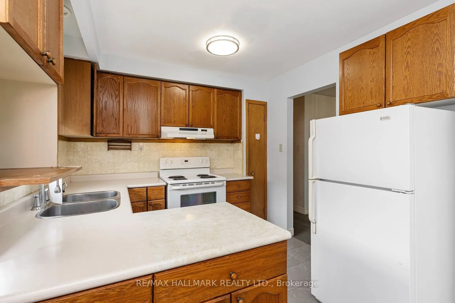 3 Pindar Crescent