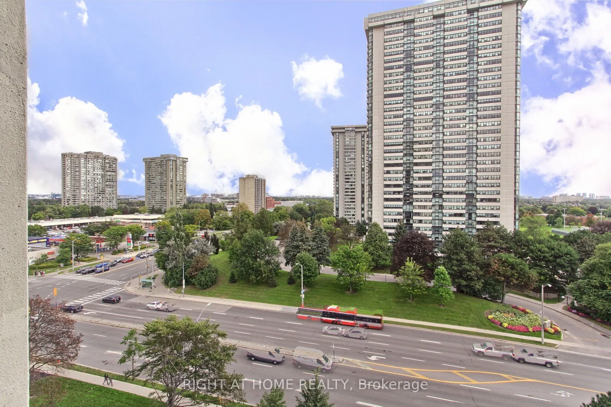 3300 Don Mills Road #1006