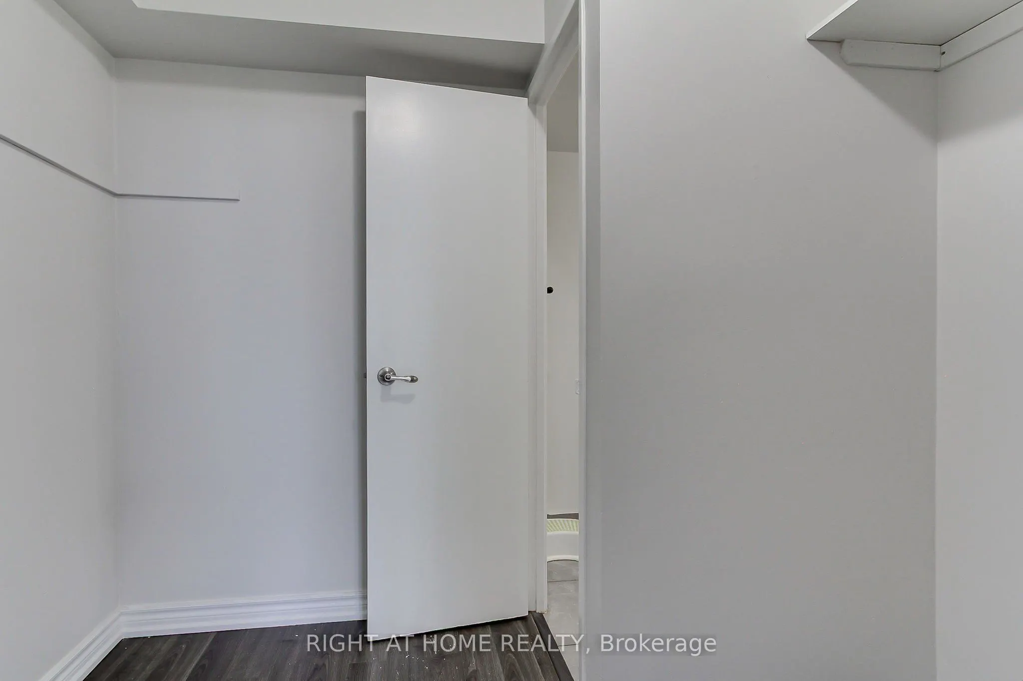 3300 Don Mills Road #1006