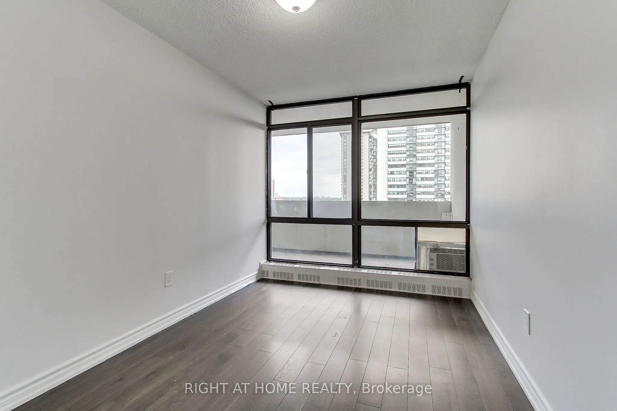 3300 Don Mills Road #1006