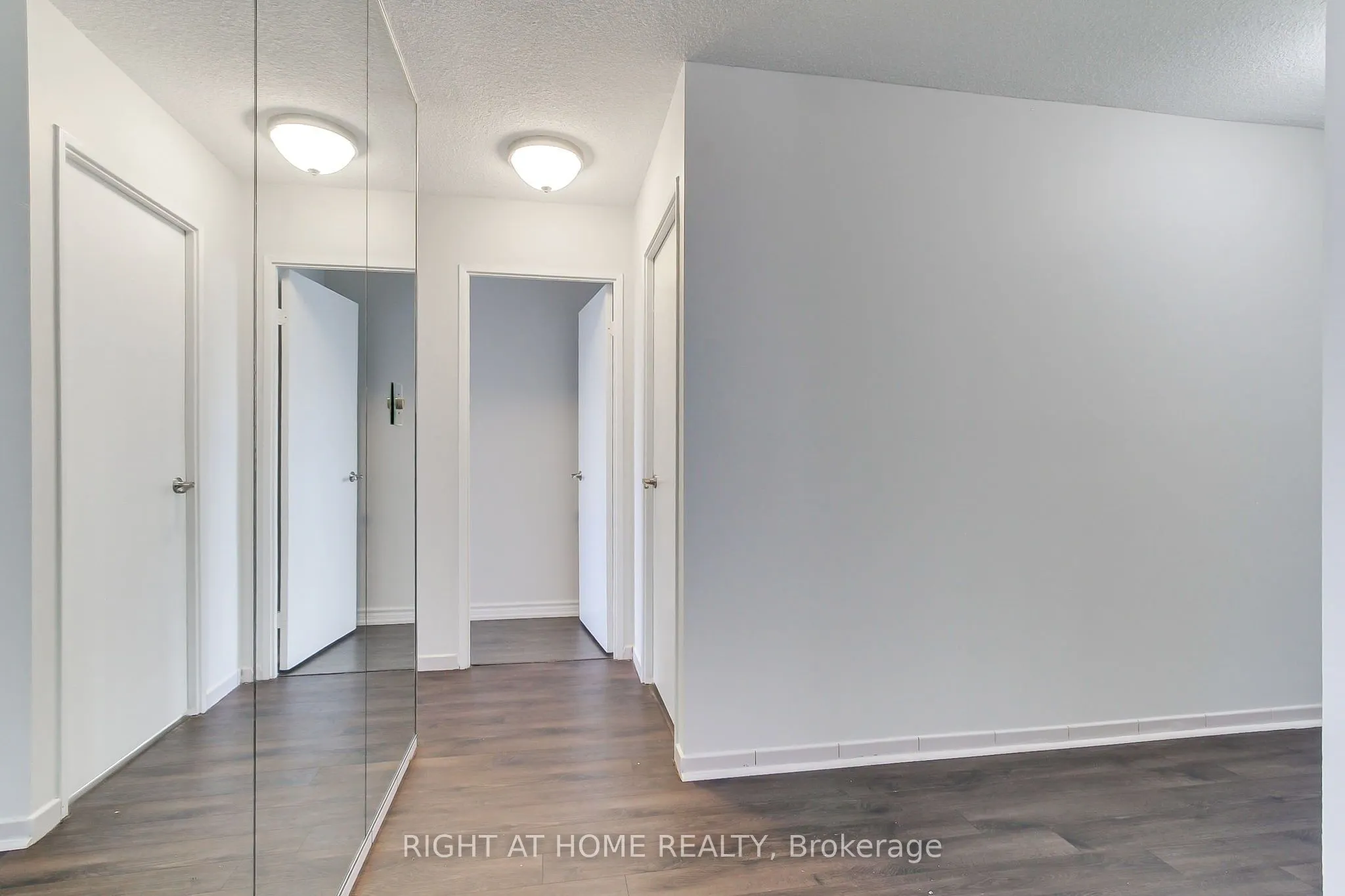 3300 Don Mills Road #1006