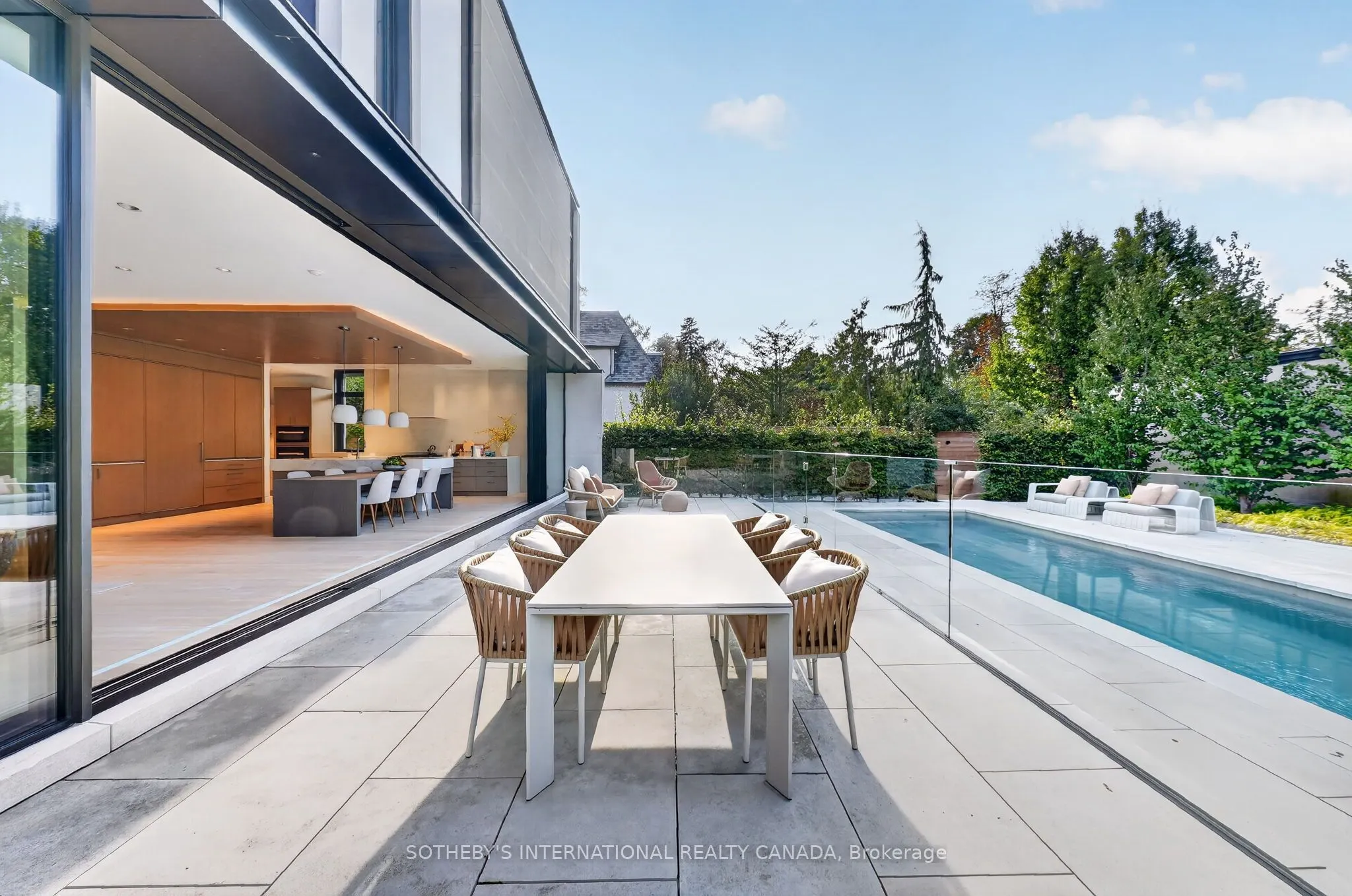 50 Teddington Park Avenue