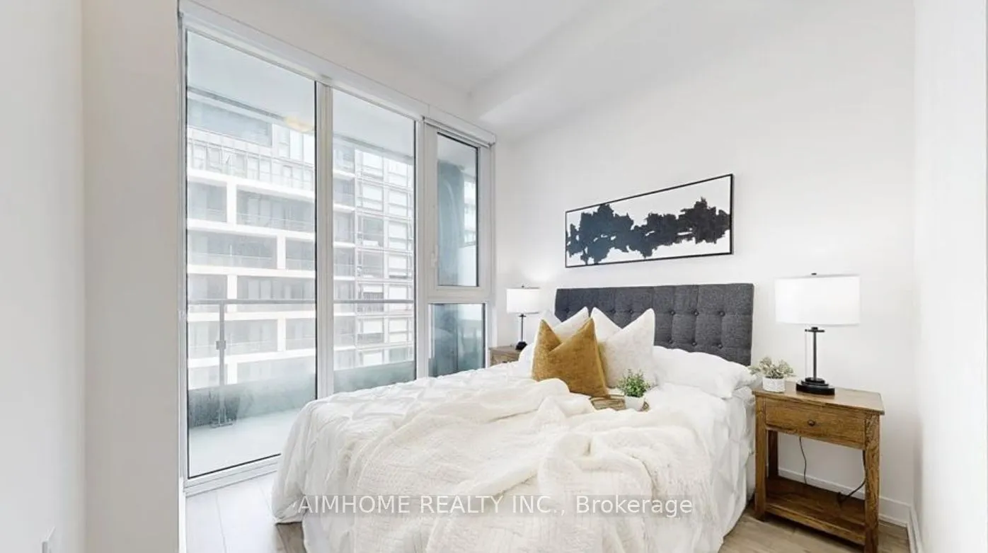 121 Lower Sherbourne Street #456