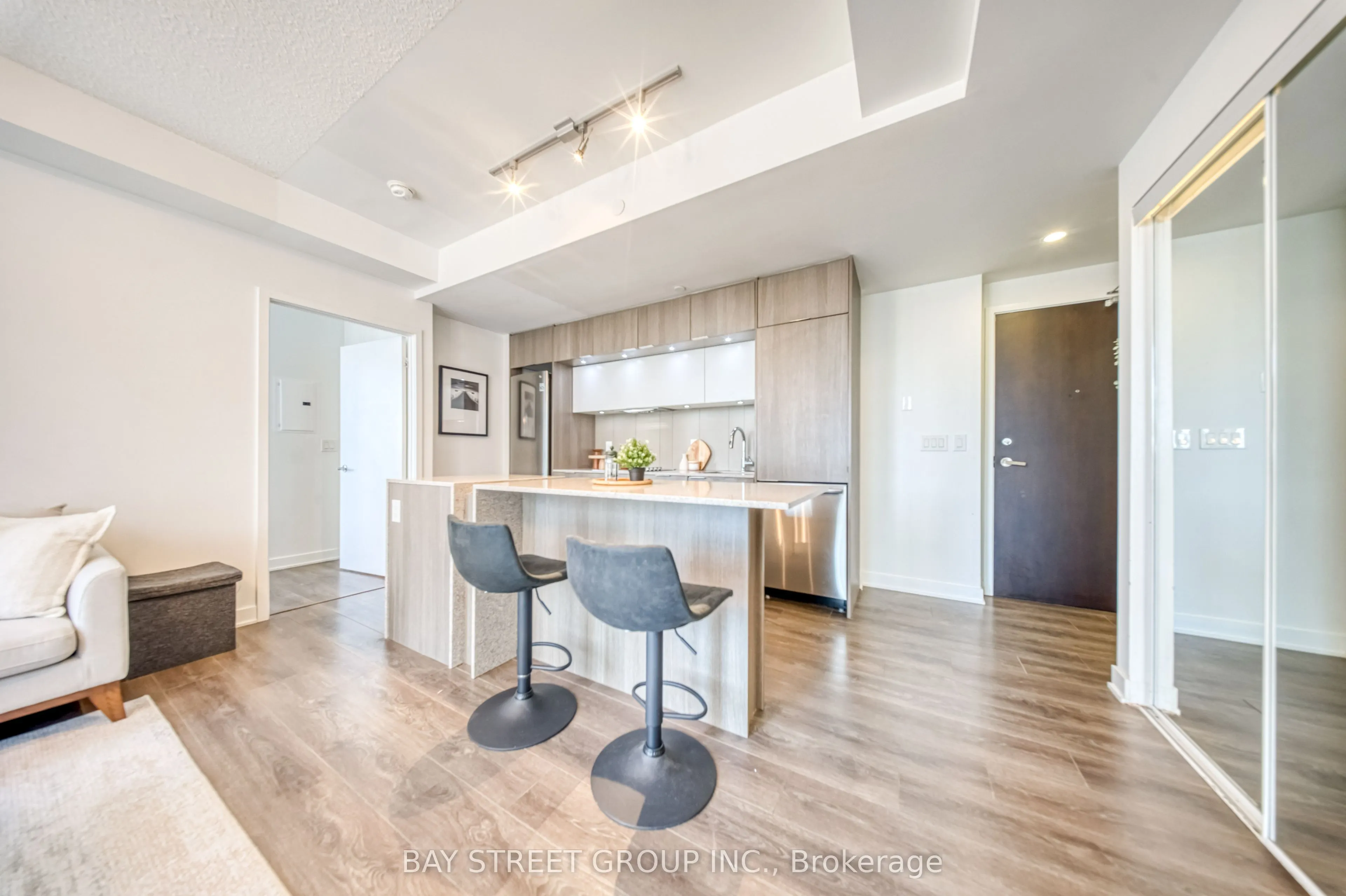 170 Sumach Street #502