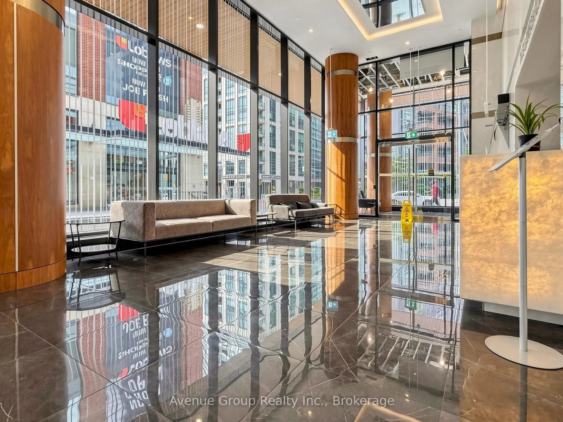 19 Bathurst Street #1105