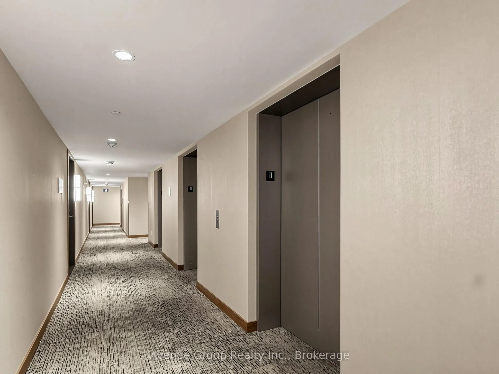 19 Bathurst Street #1105