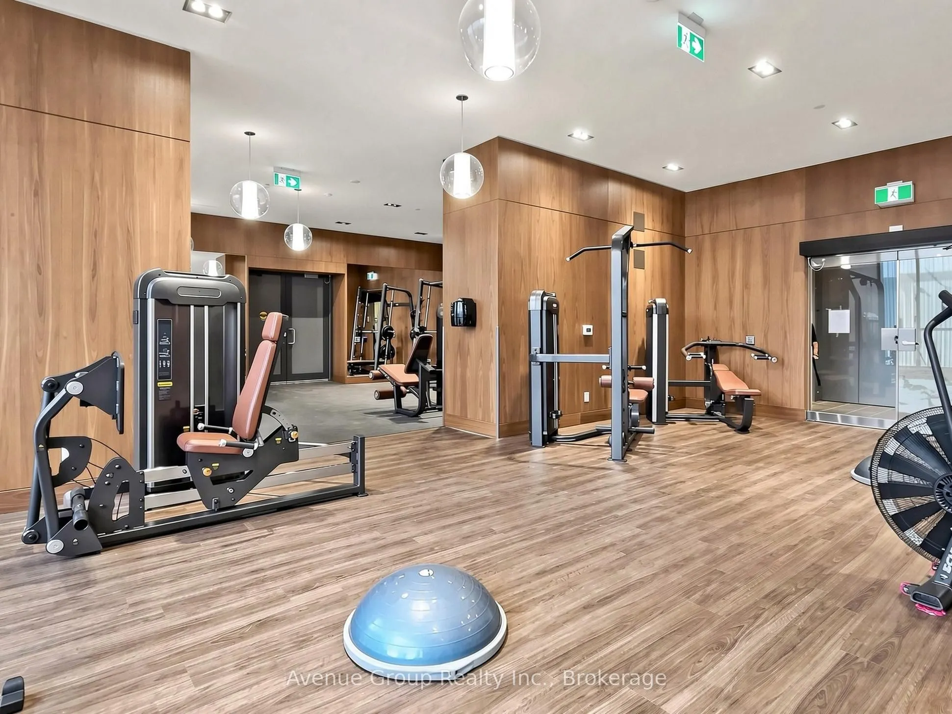 19 Bathurst Street #1105