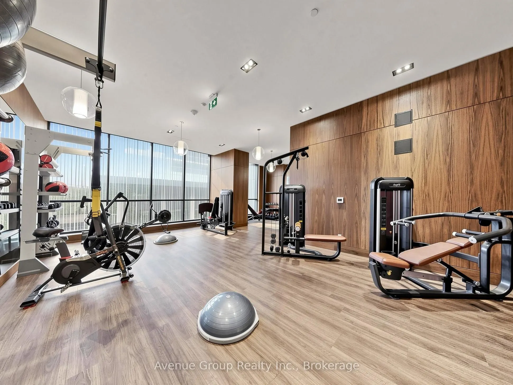 19 Bathurst Street #1105