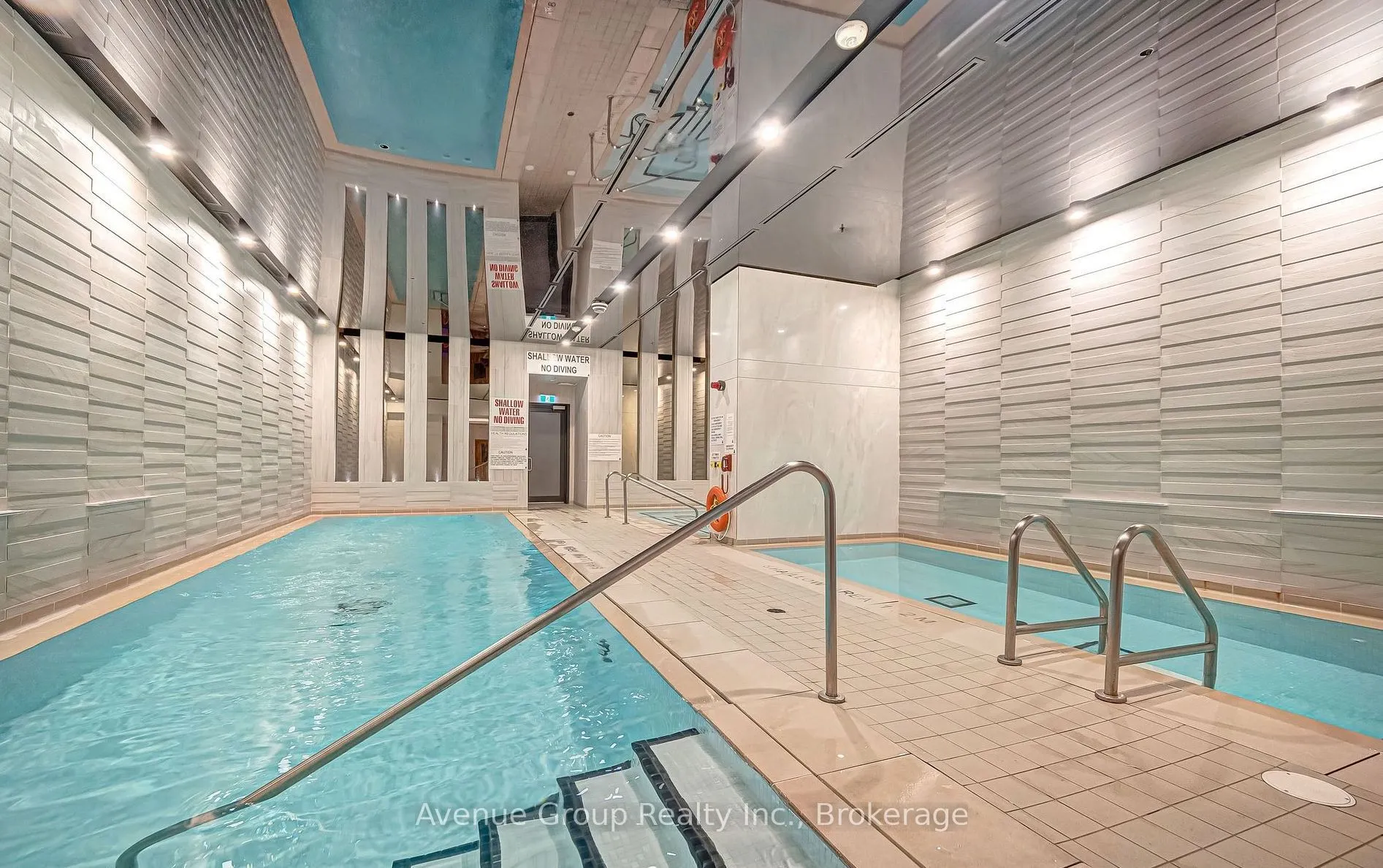 19 Bathurst Street #1105