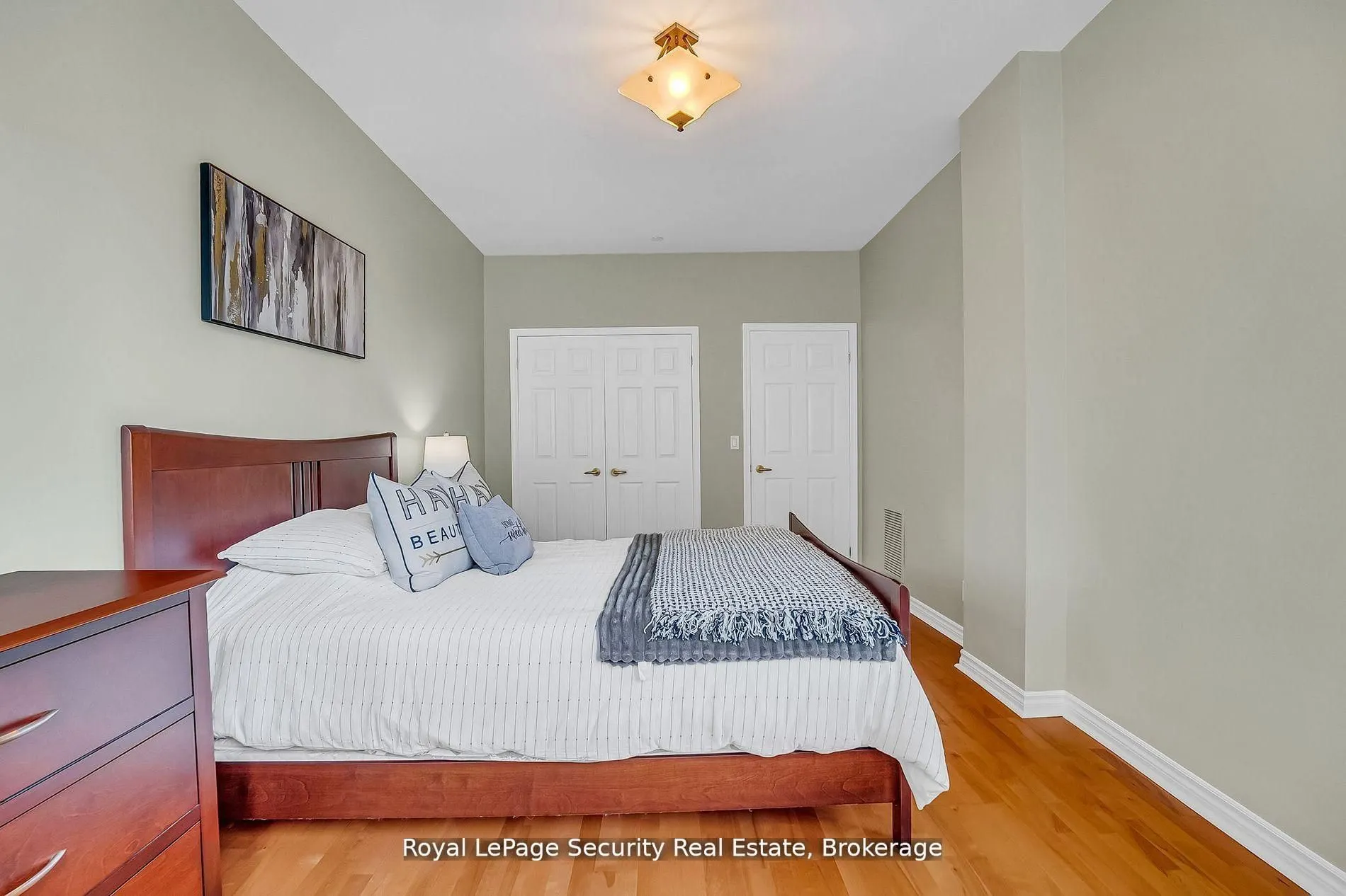 980 Yonge Street #403