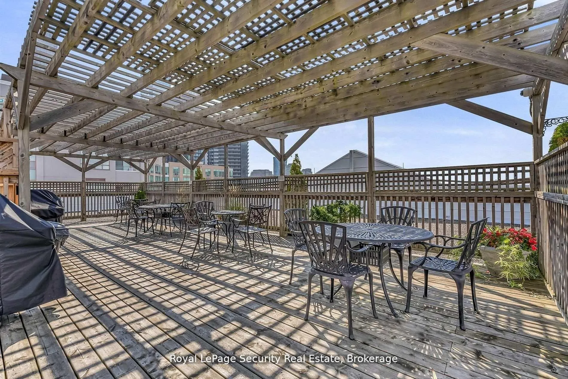 980 Yonge Street #403