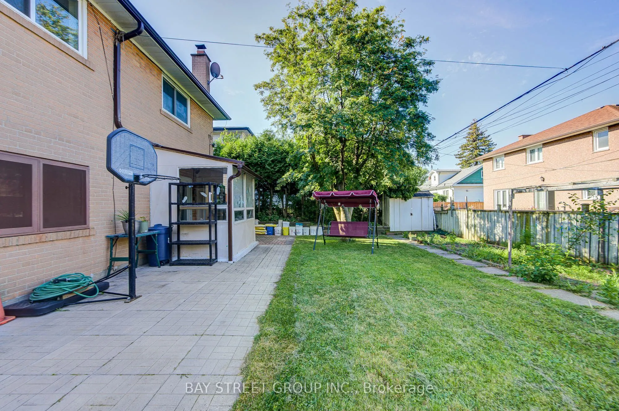 60 Warner Avenue