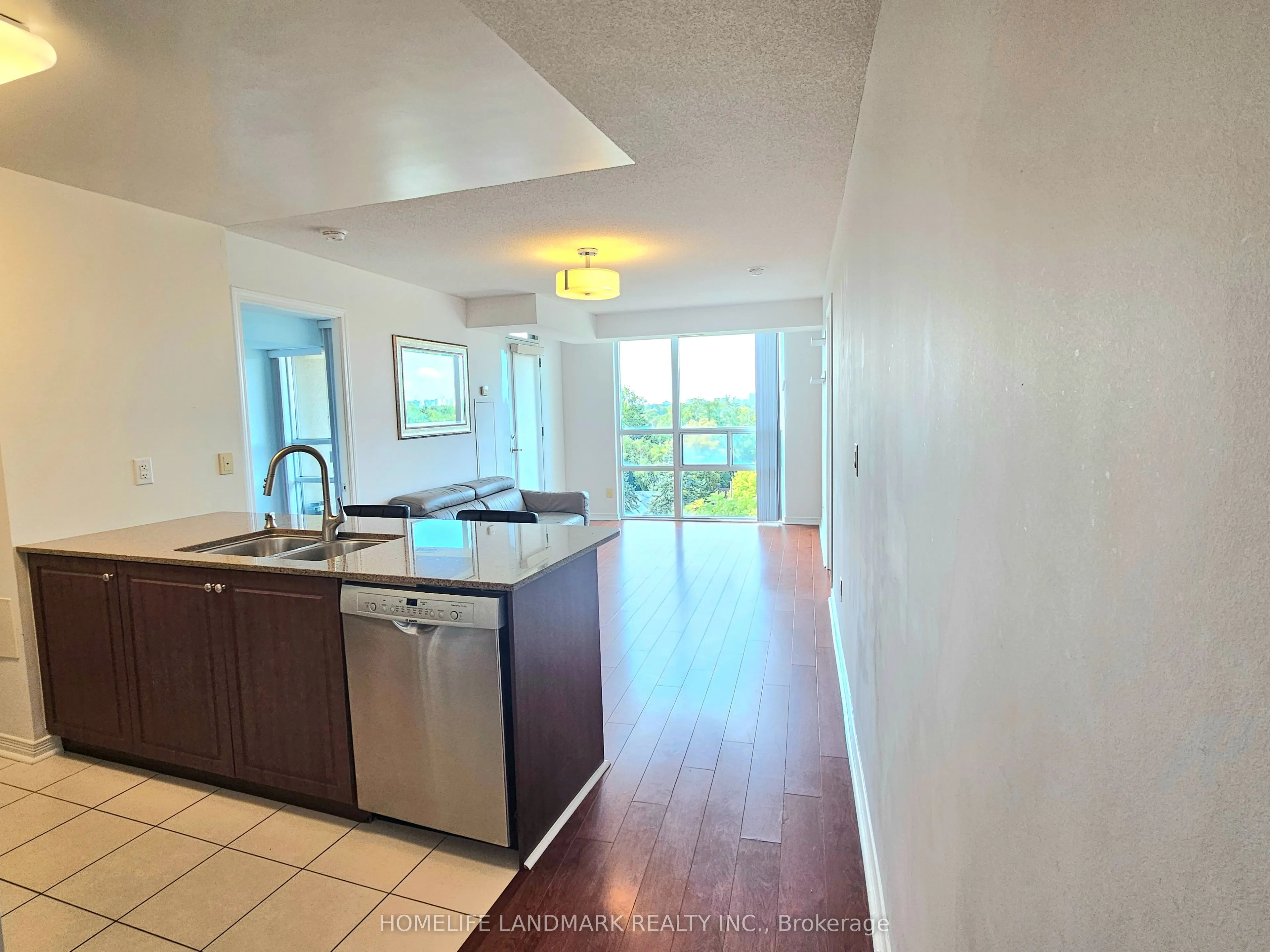 503 Beecroft Road #812